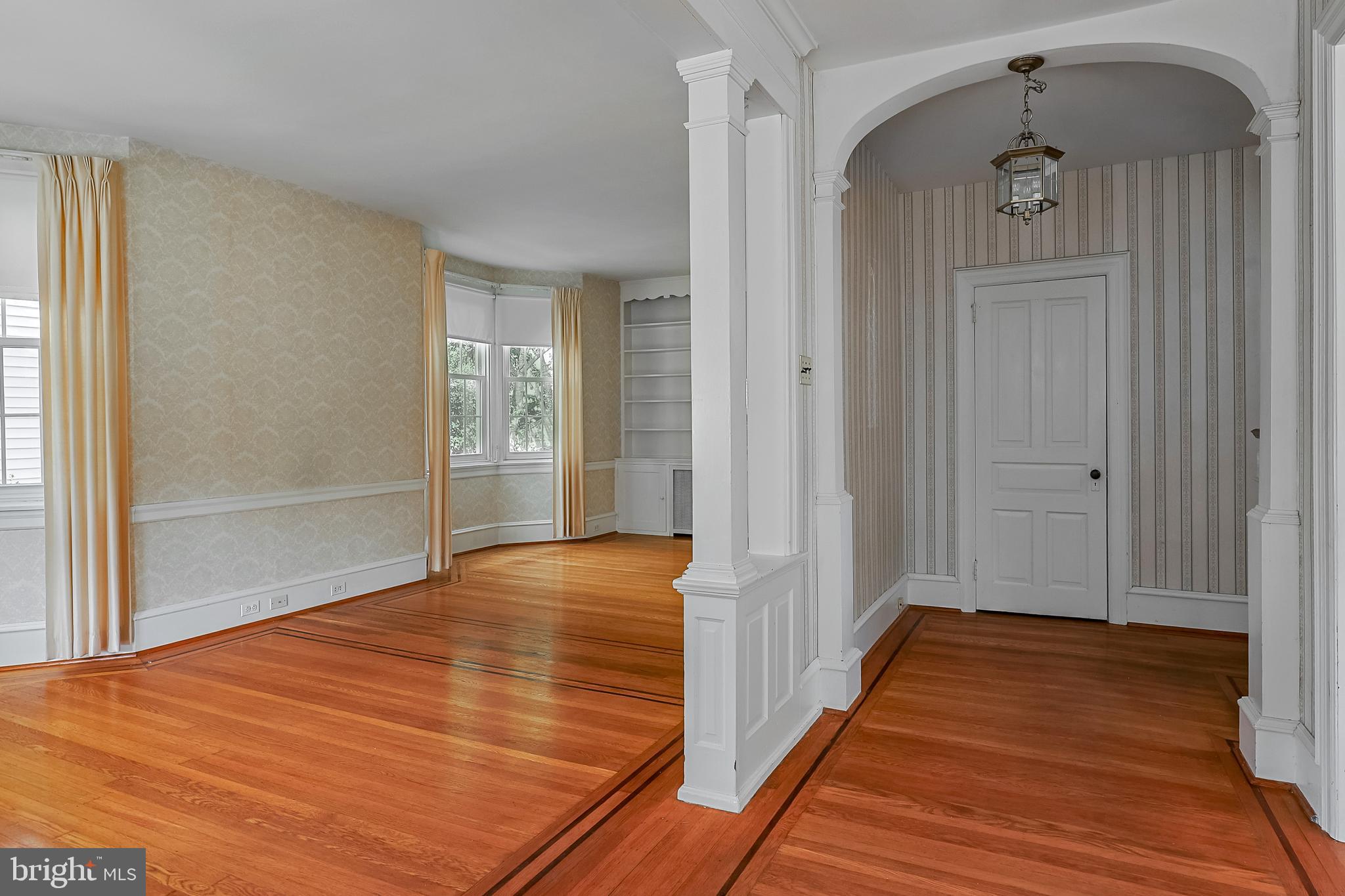 36 E Benedict Ave
