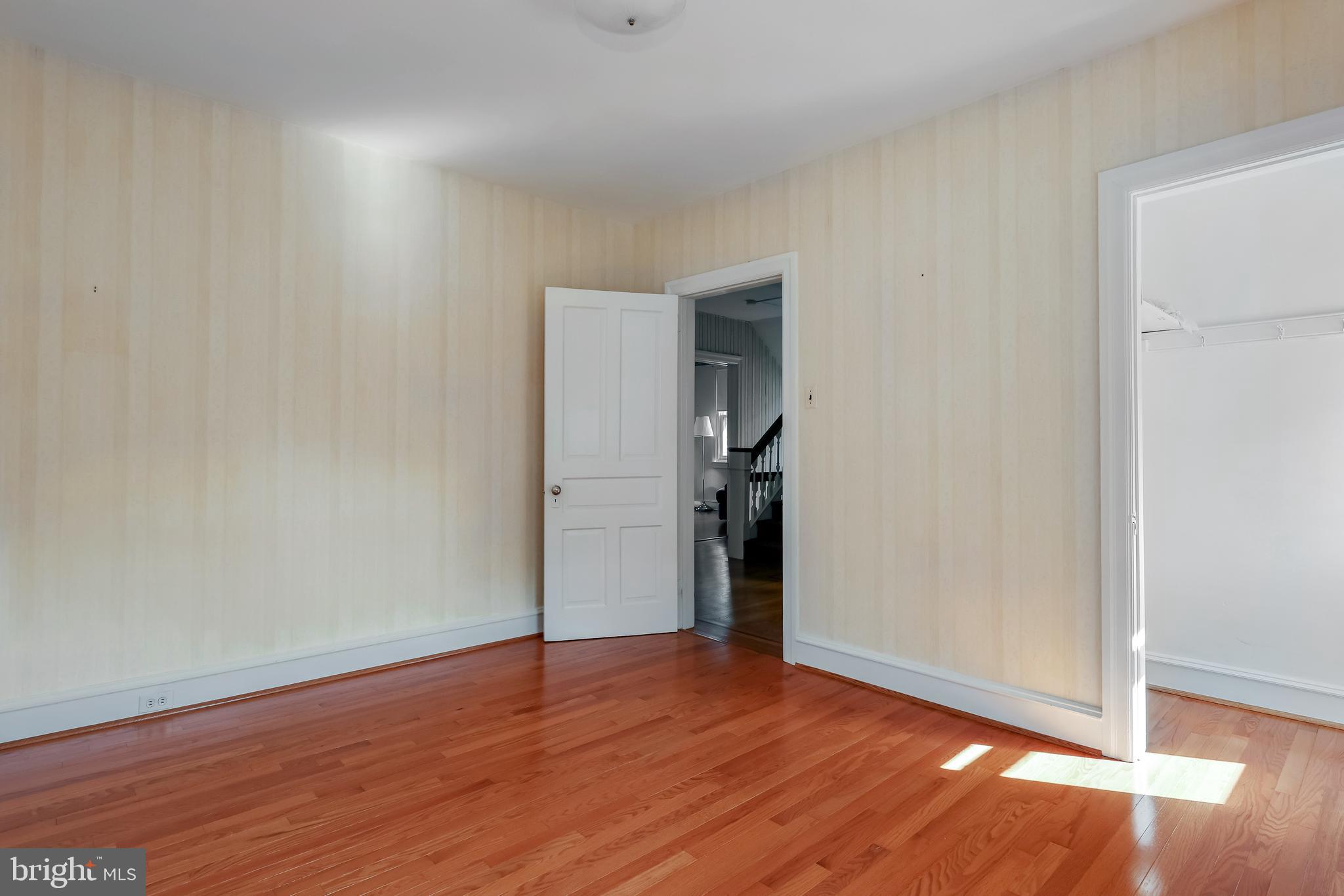 36 E Benedict Ave