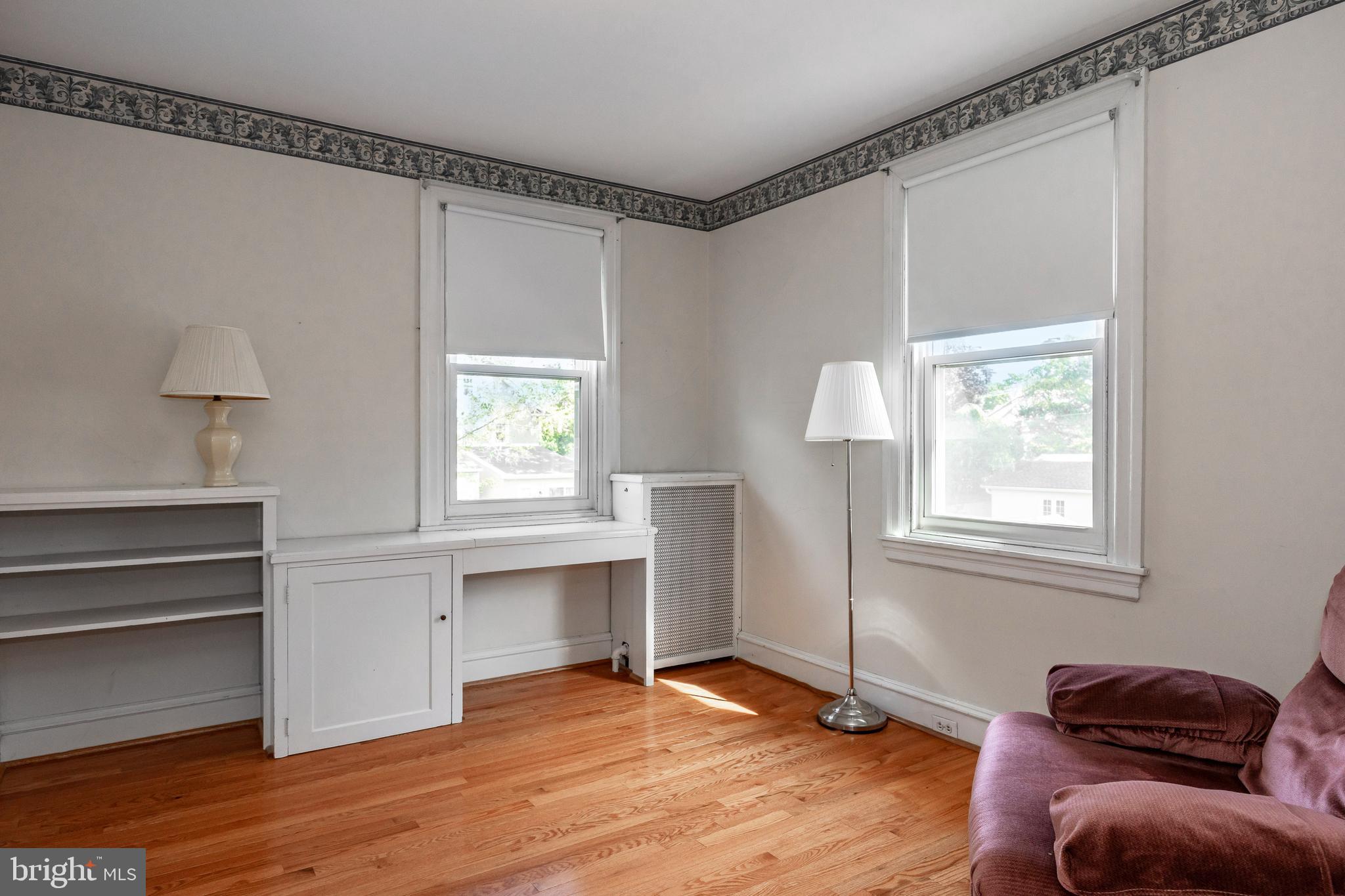 36 E Benedict Ave