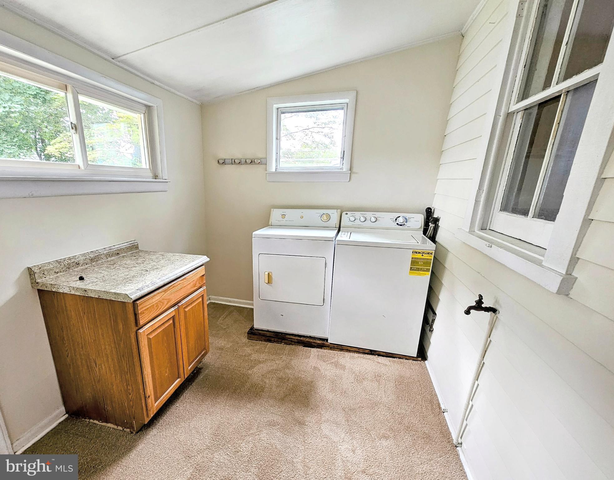 861 Penn St