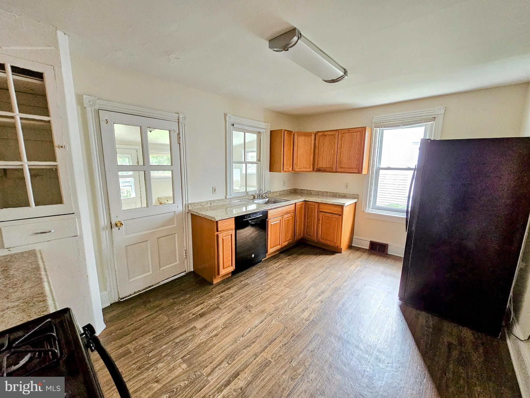 861 Penn St