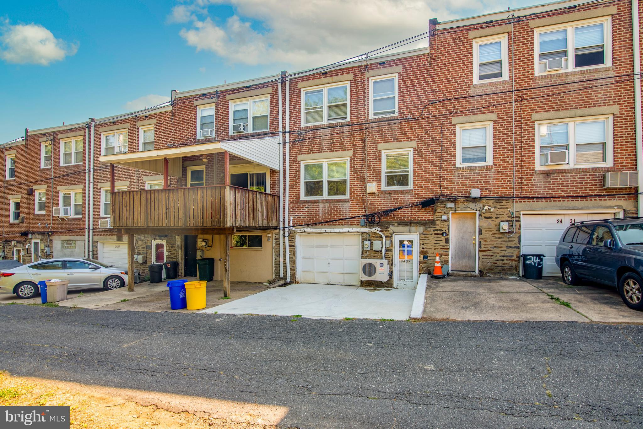 2429 Cedar Ln