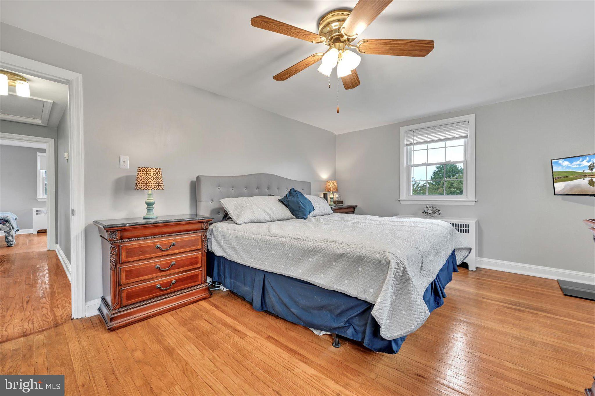 211 Oxford Hill Ln