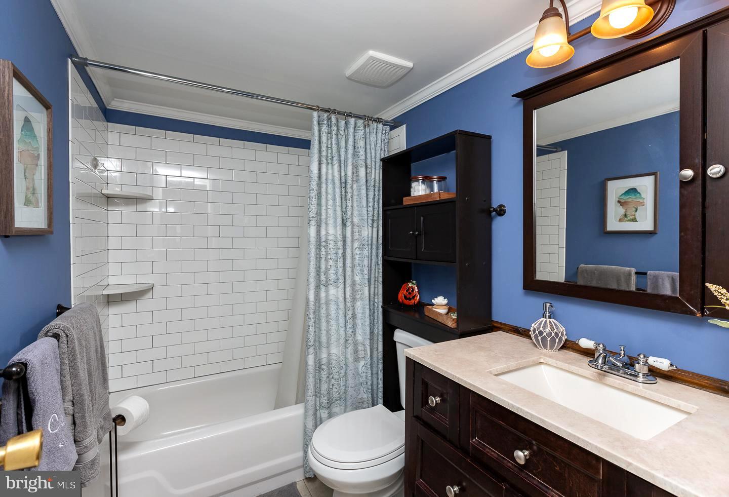 105 Painters Crossing #105