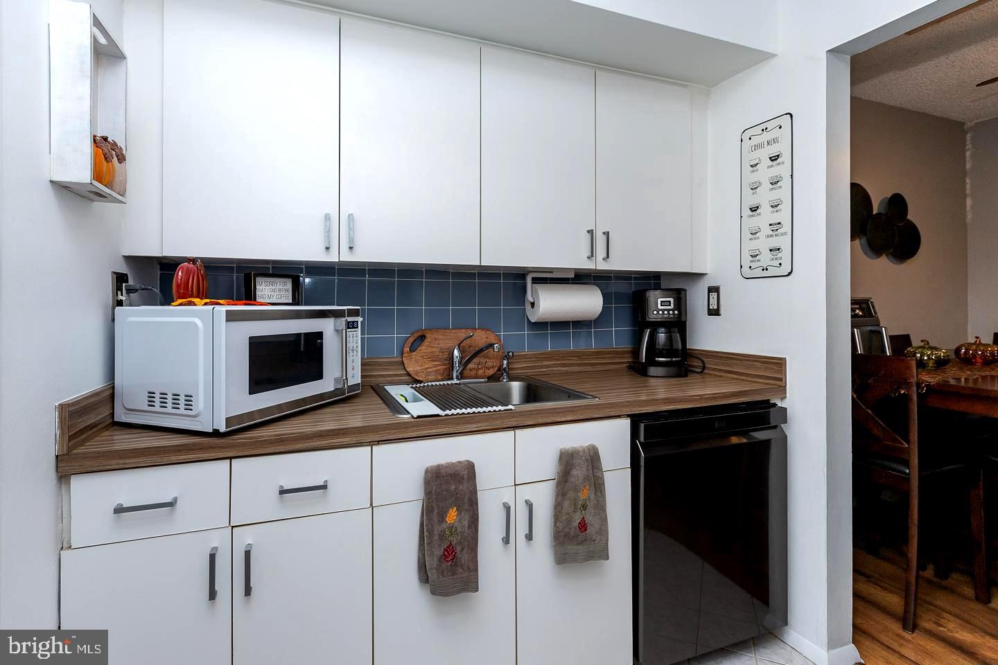 105 Painters Crossing #105