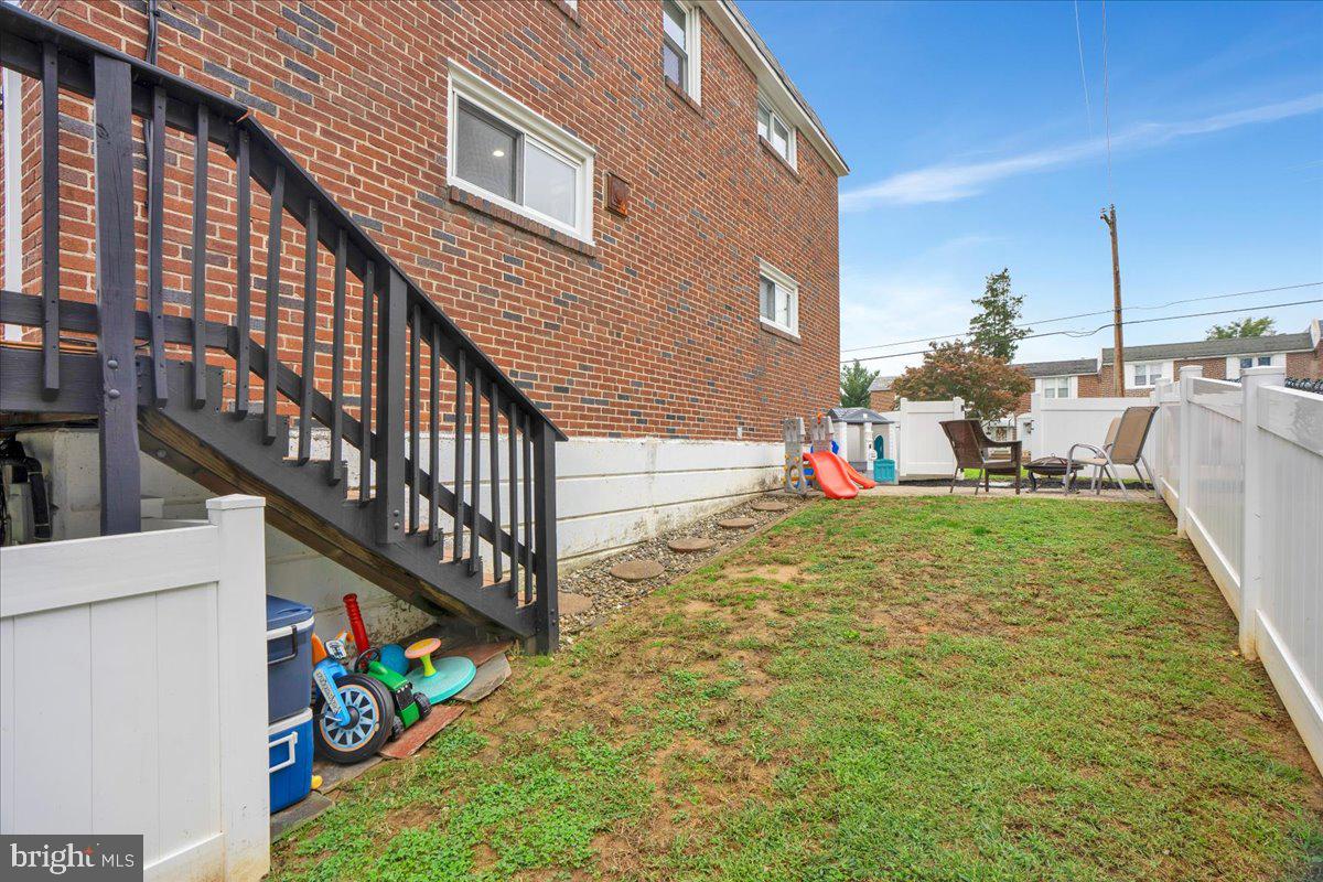 1130 Oakwood Dr