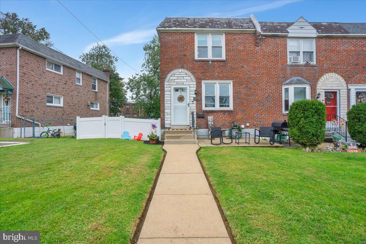 1130 Oakwood Dr