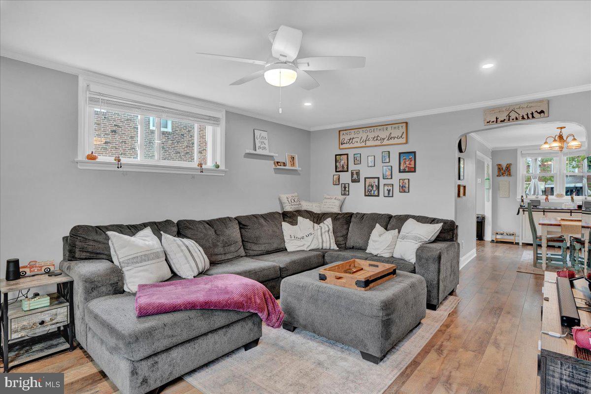 1130 Oakwood Dr