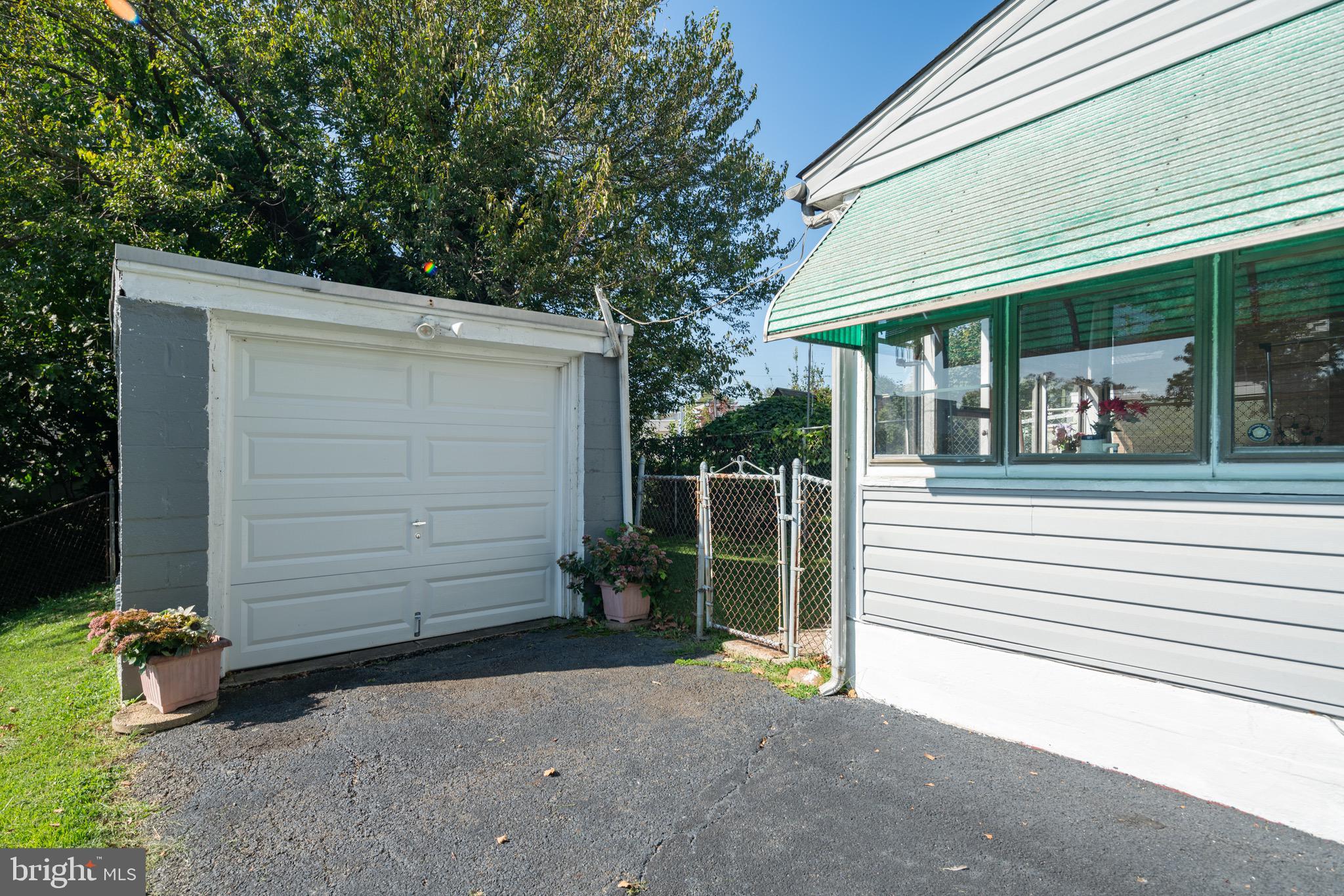 116 Garvin Blvd