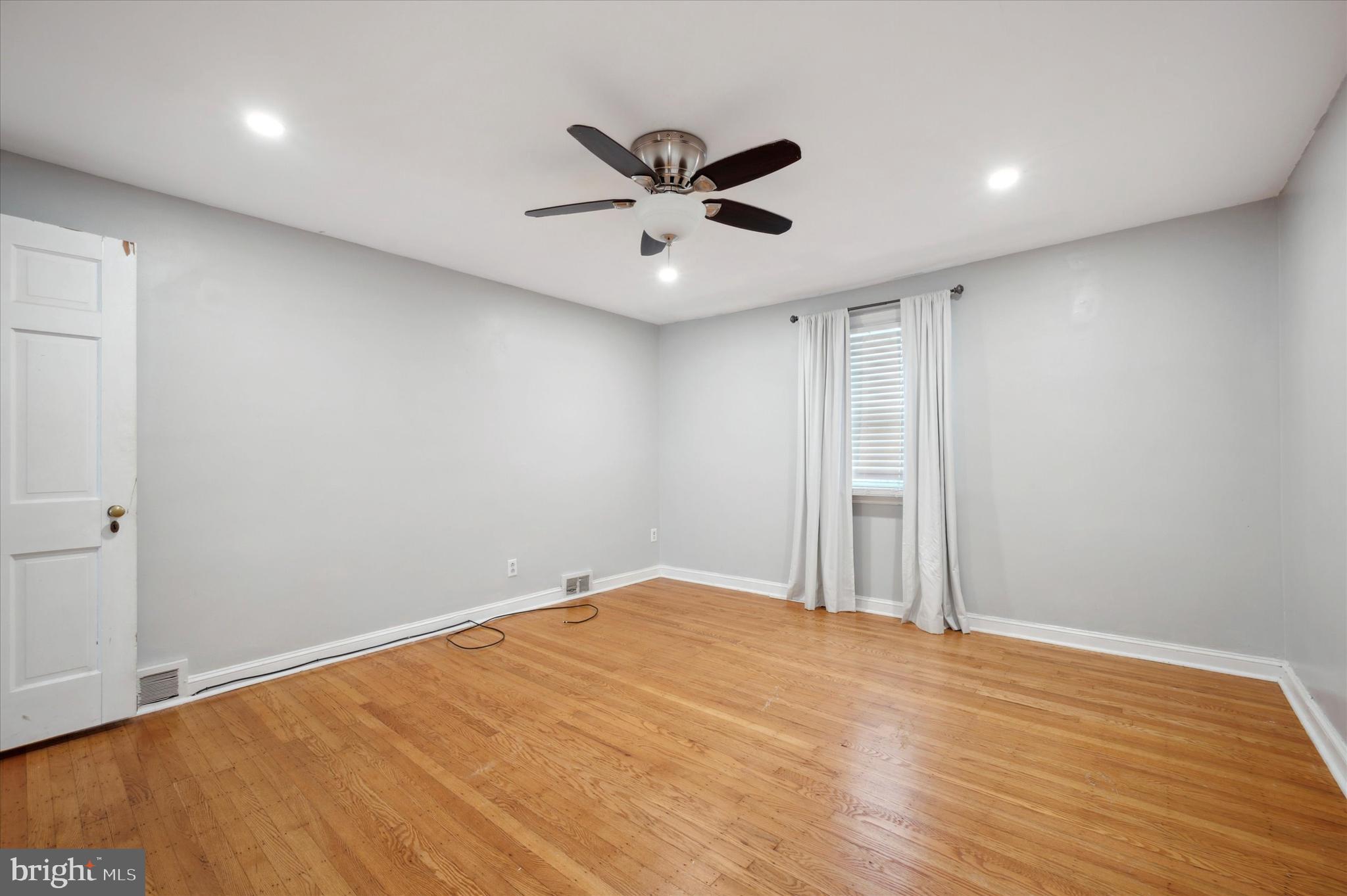 42 Rodman Ave