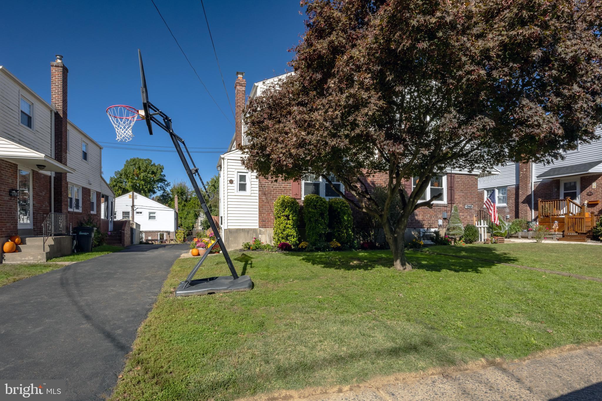 760 Oak View Rd