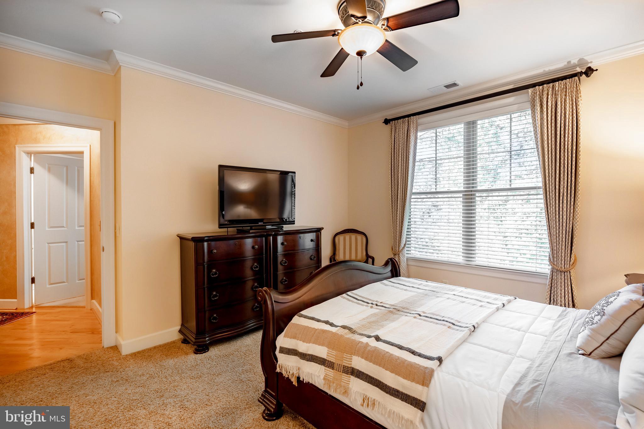 122 Cornerstone Dr #122