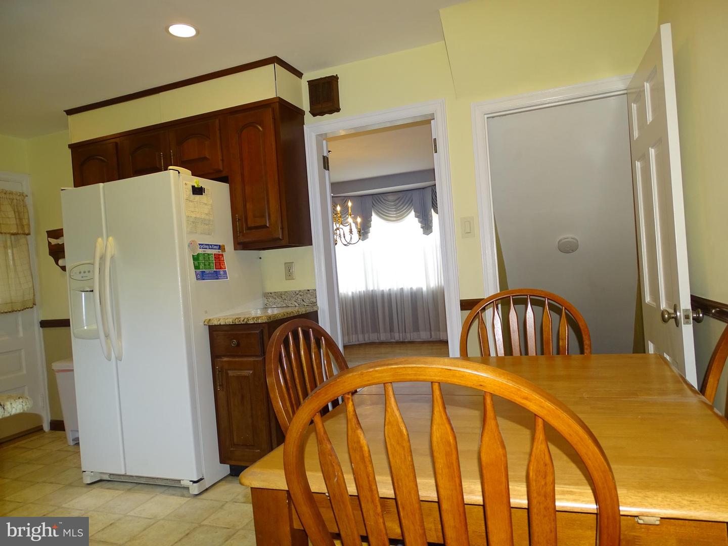 213 James Dr