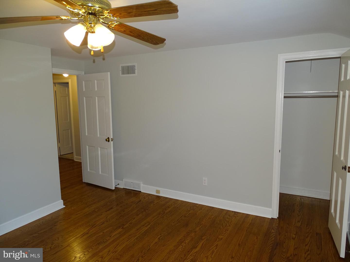 213 James Dr