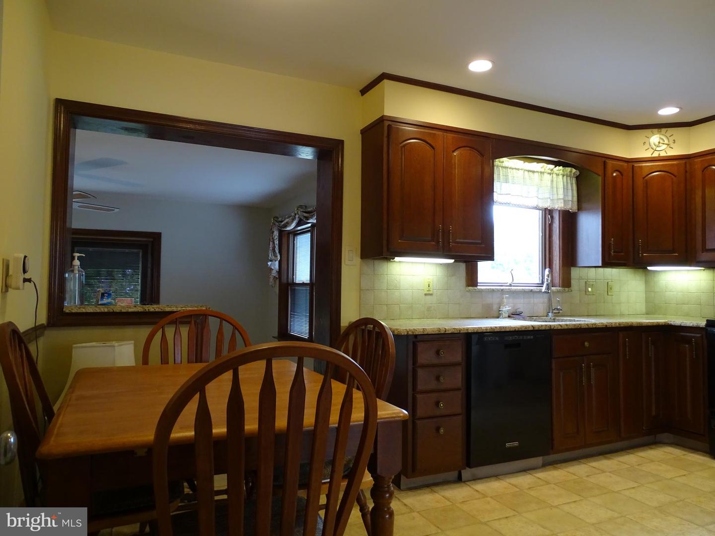 213 James Dr