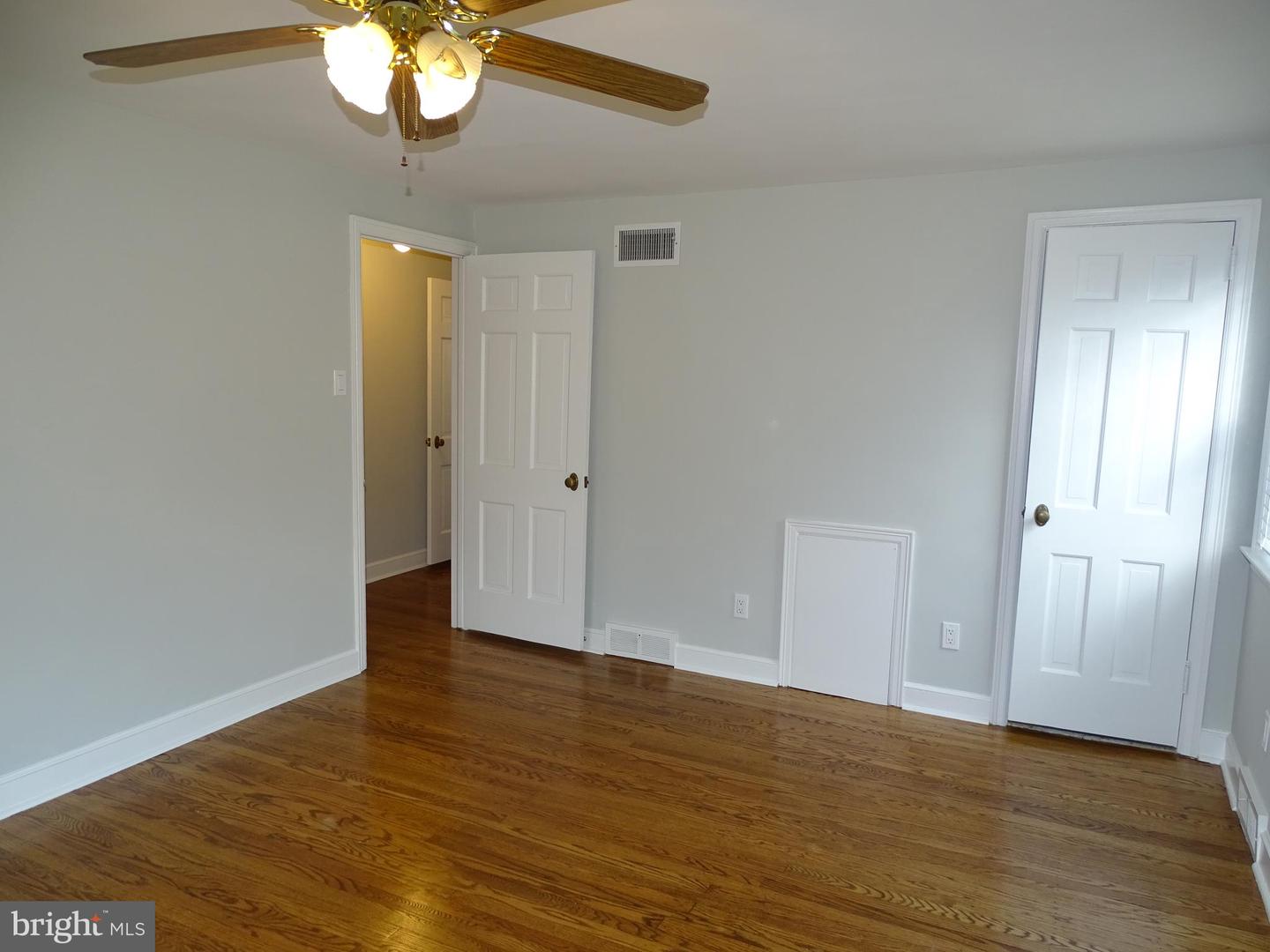213 James Dr