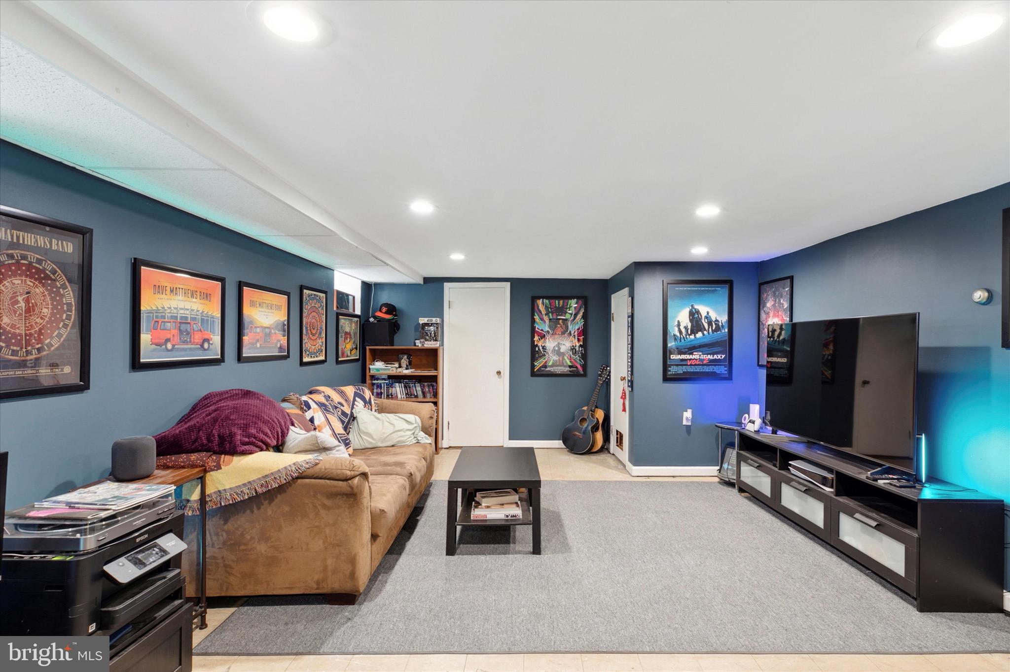 55 W Marthart Ave