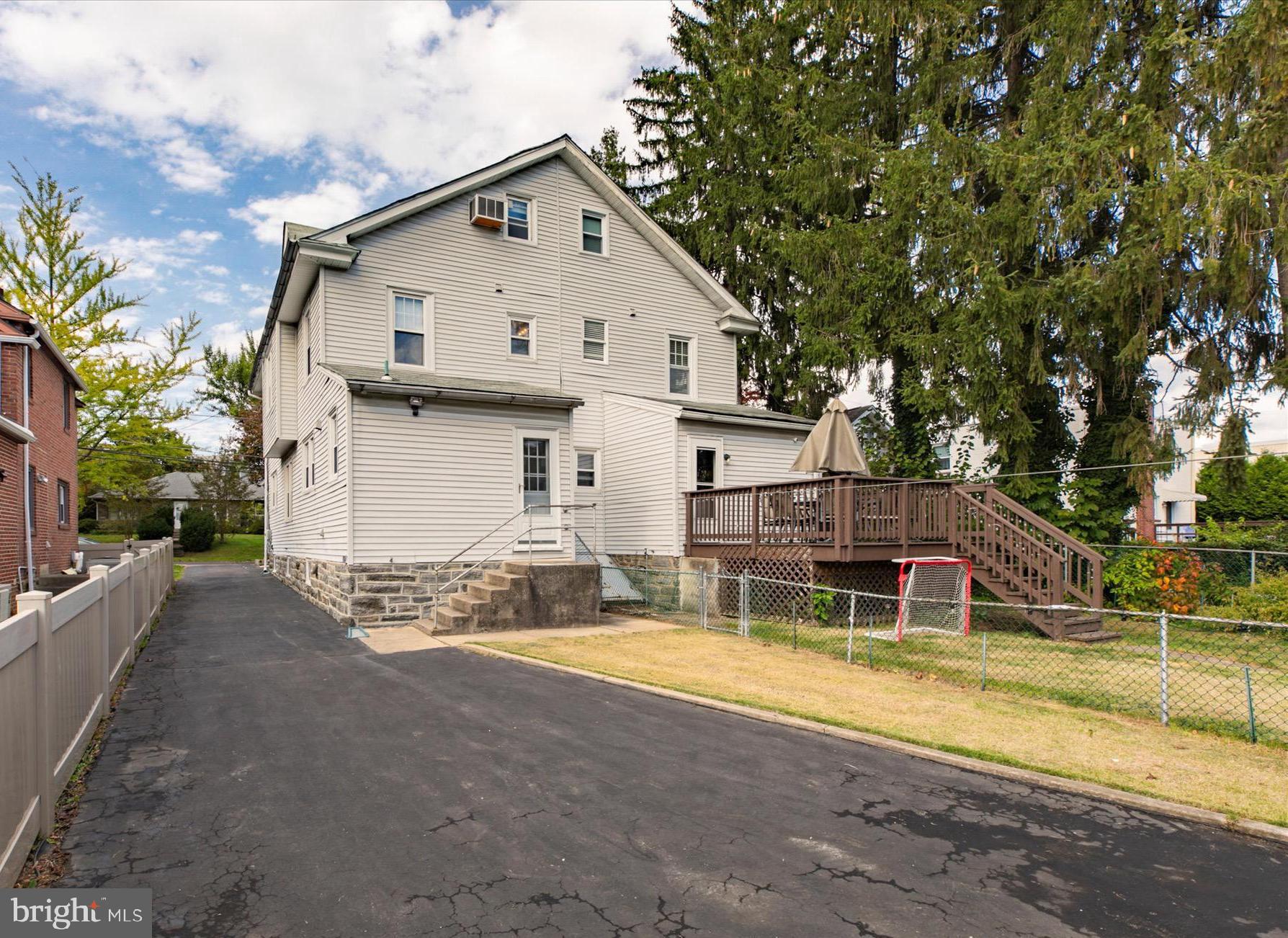55 W Marthart Ave