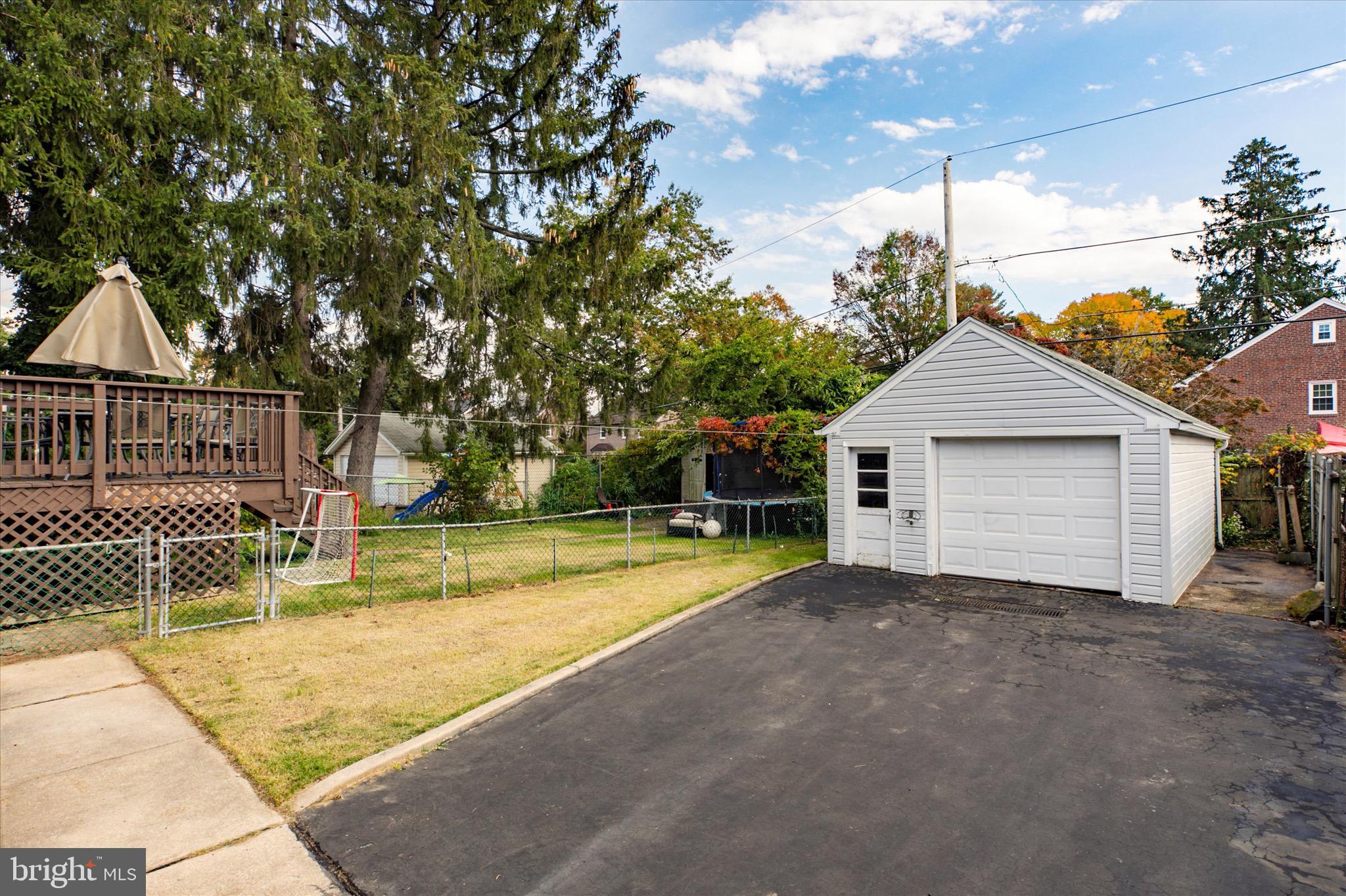 55 W Marthart Ave