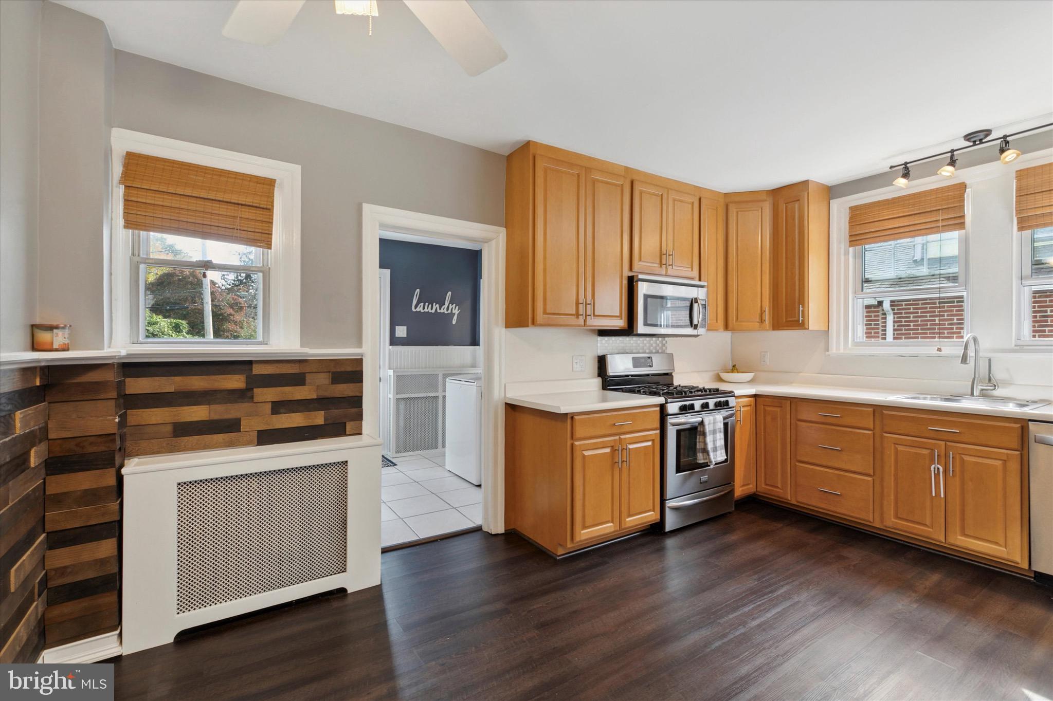 55 W Marthart Ave