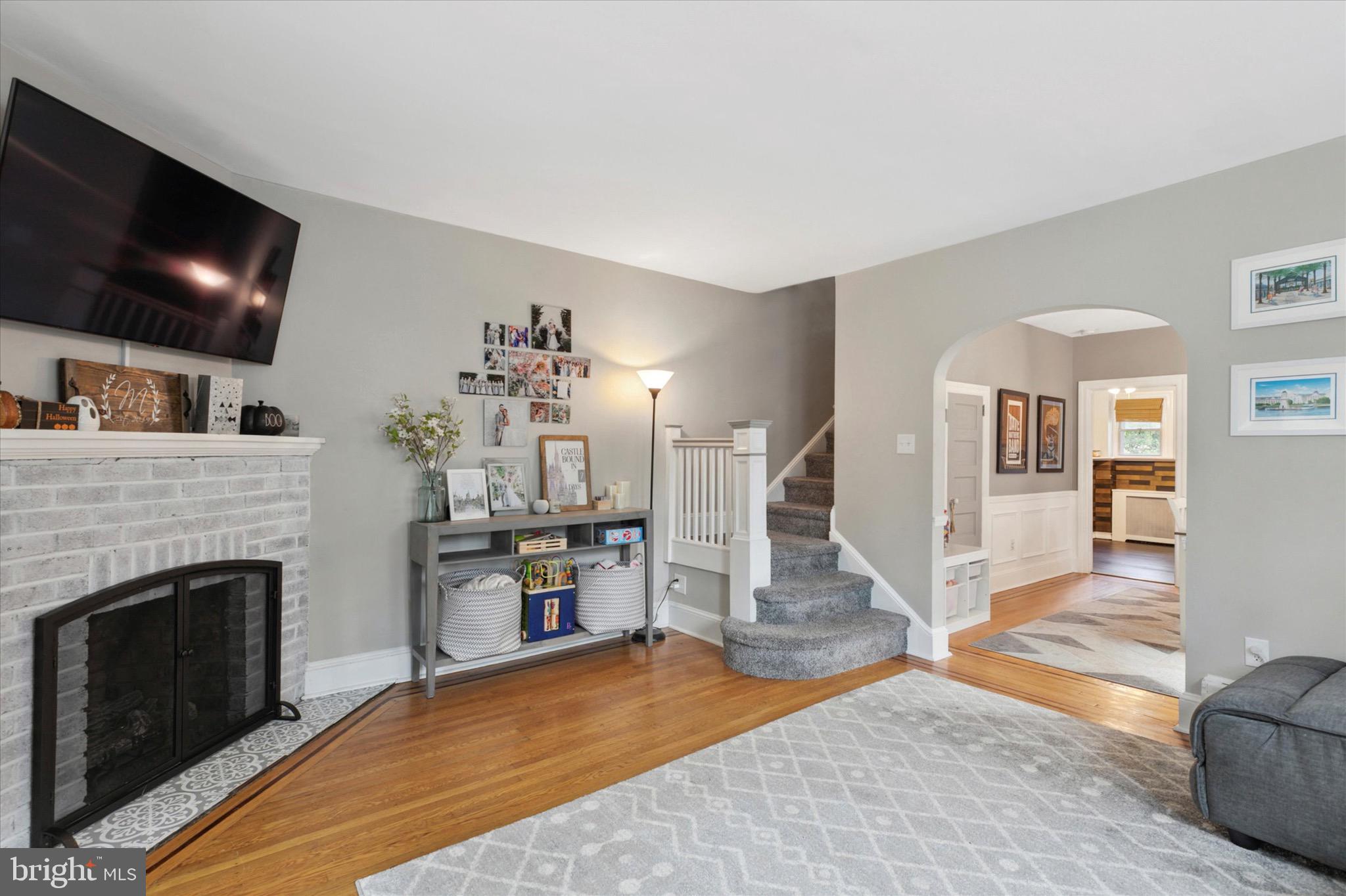 55 W Marthart Ave