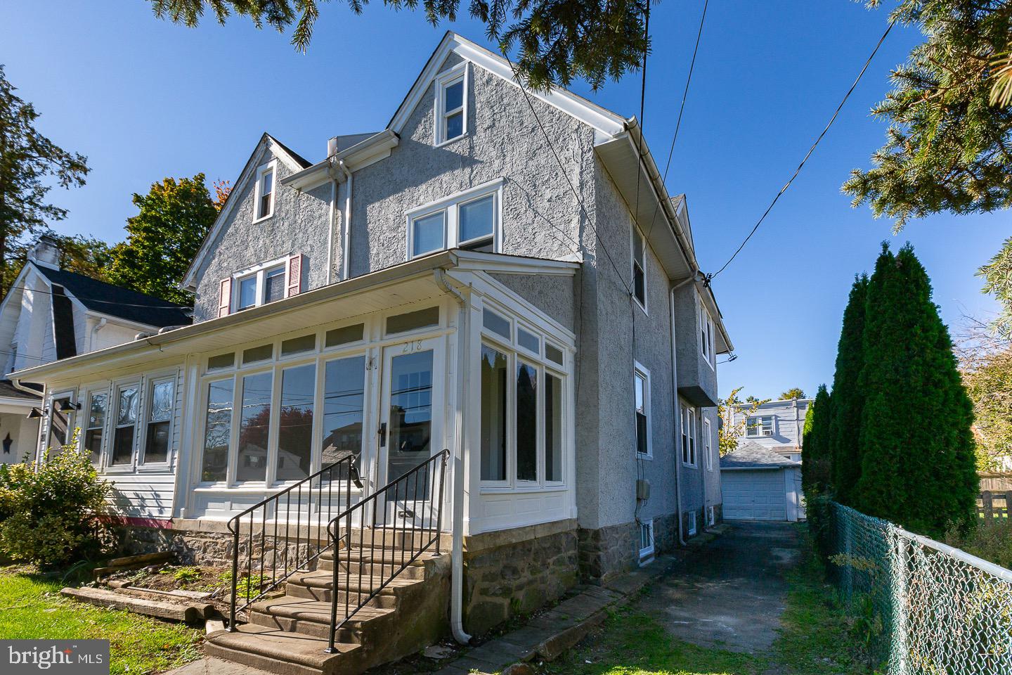 218 Jackson Ave