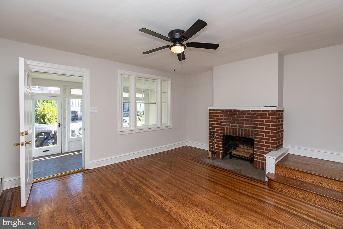 218 Jackson Ave