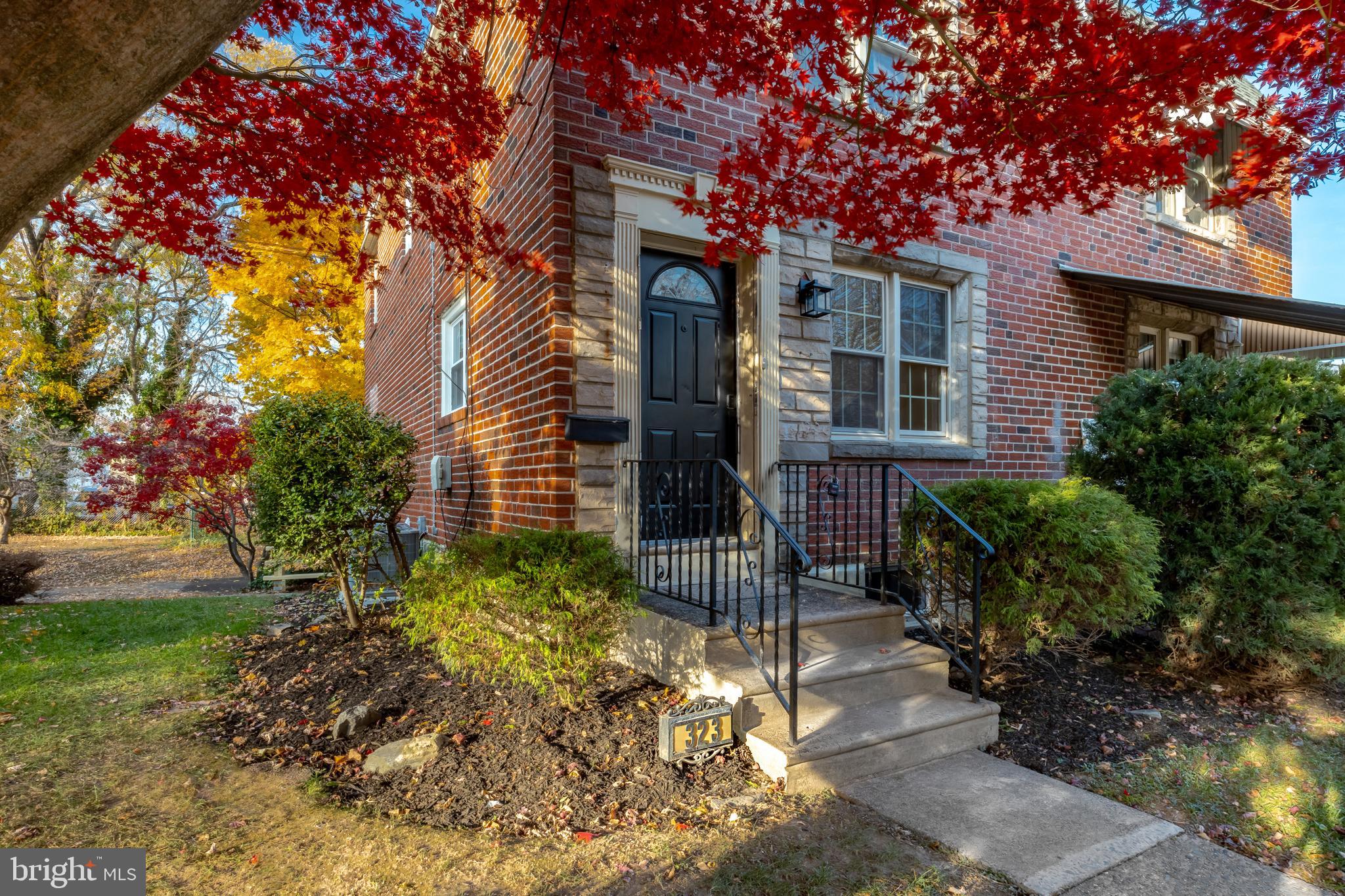 323 Prospect Ave