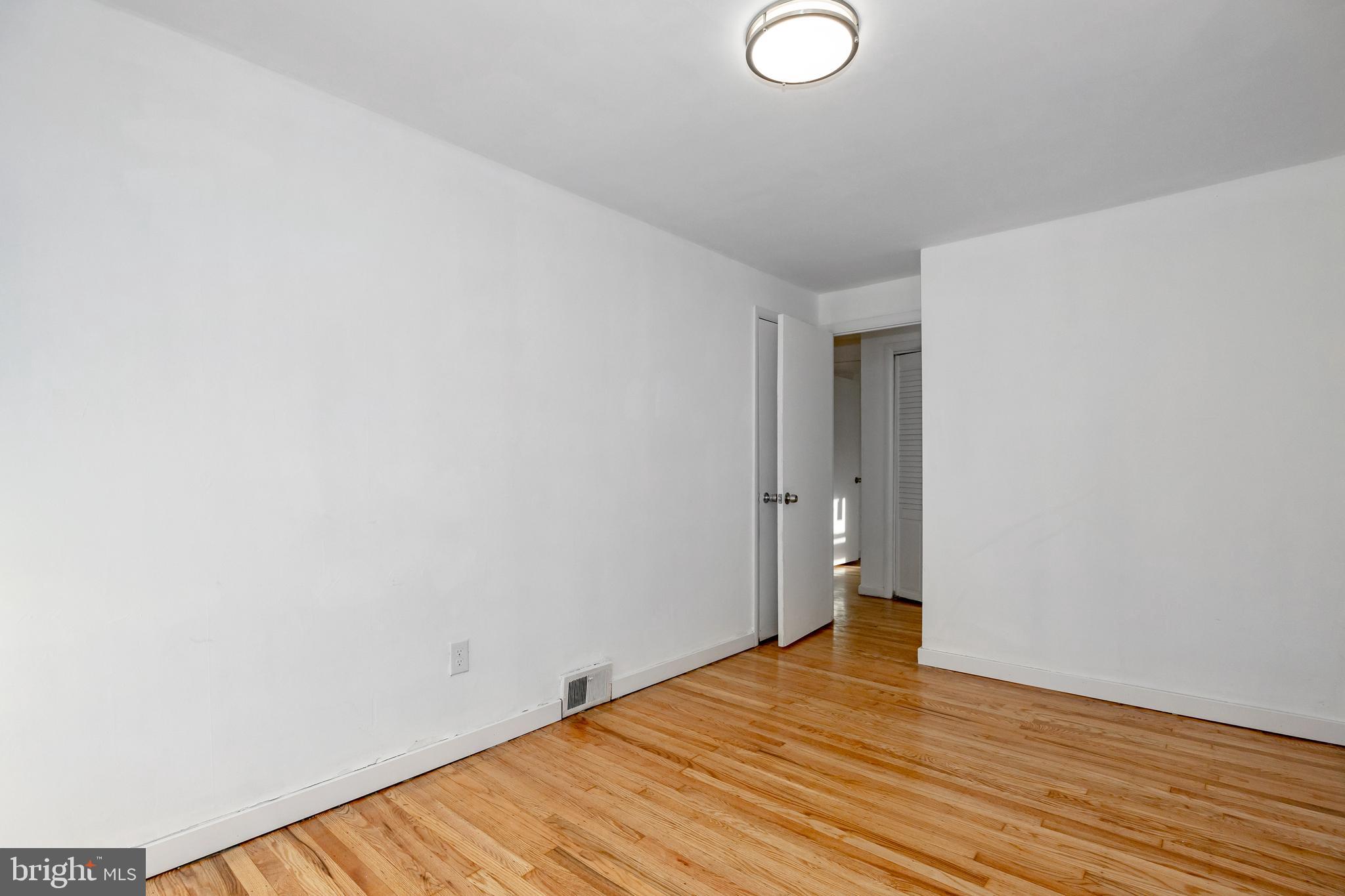 323 Prospect Ave
