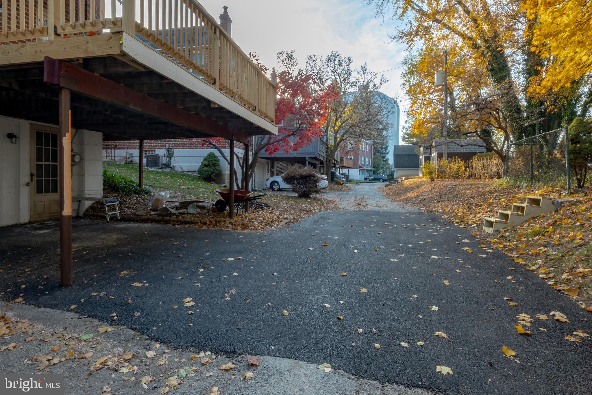 323 Prospect Ave