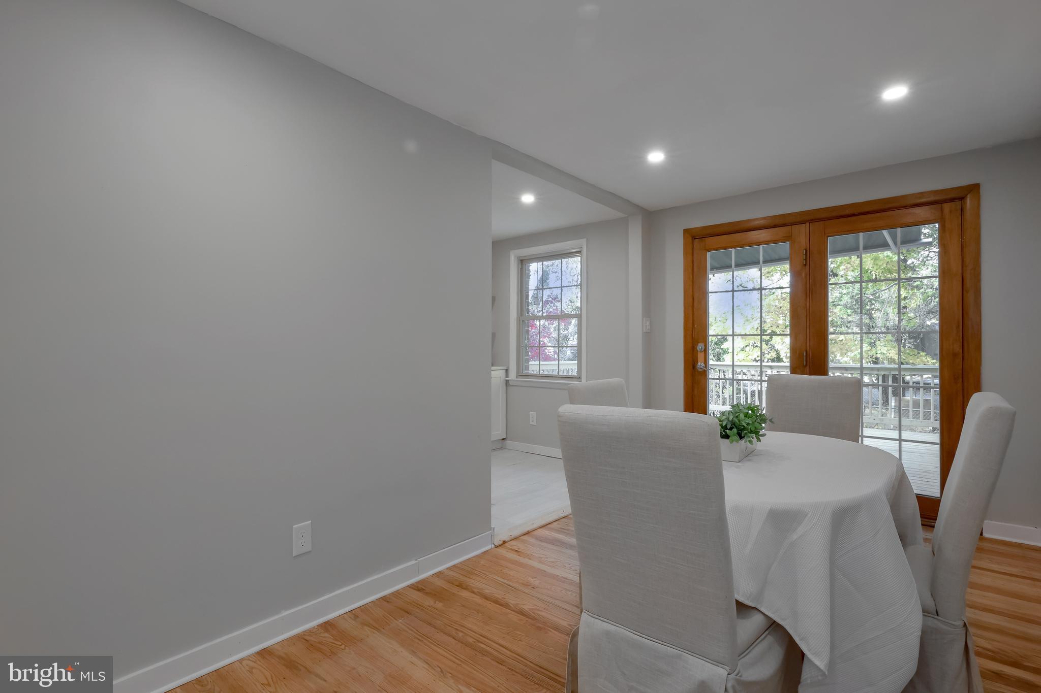 323 Prospect Ave