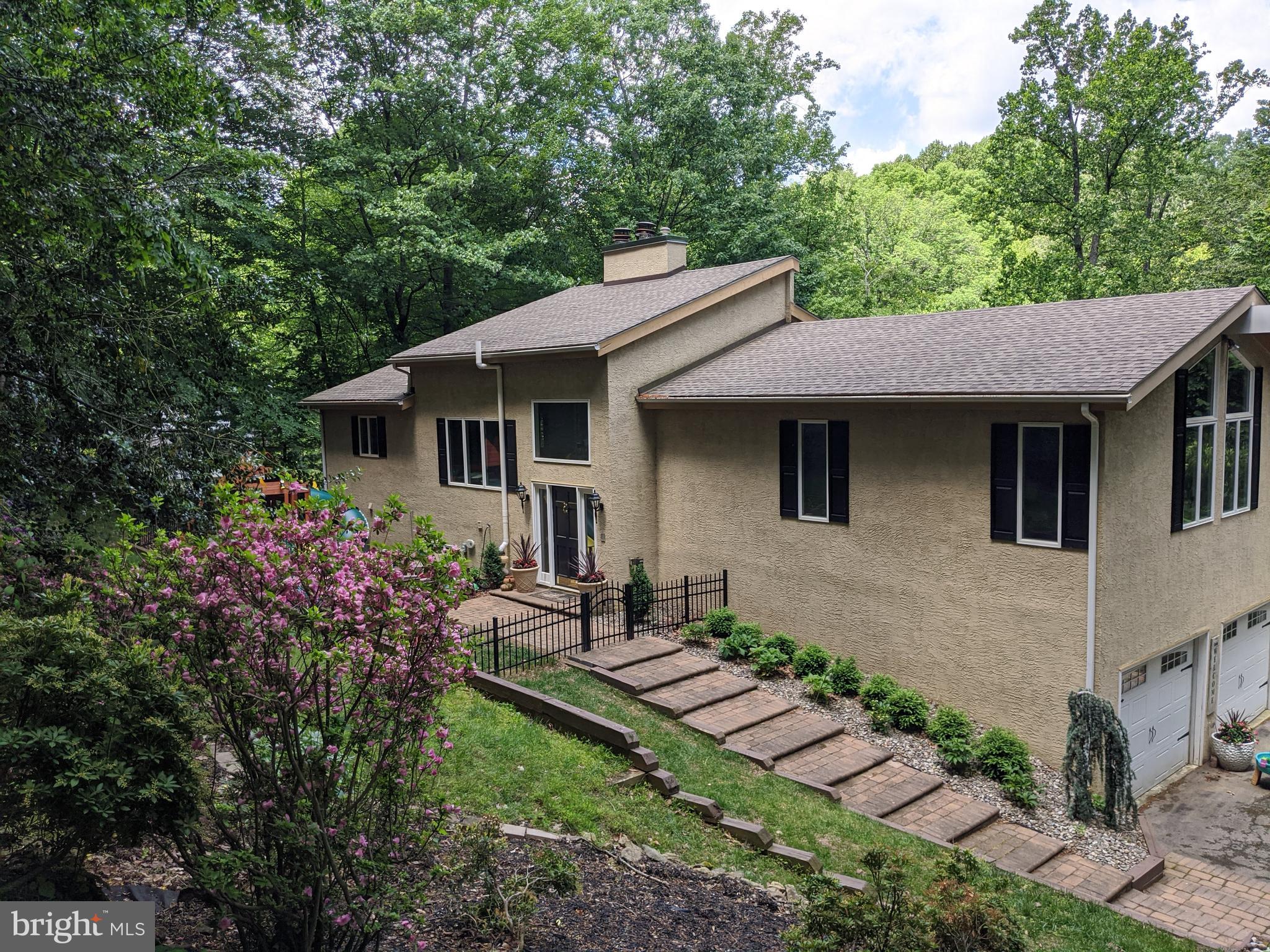 3300 Sawmill Rd