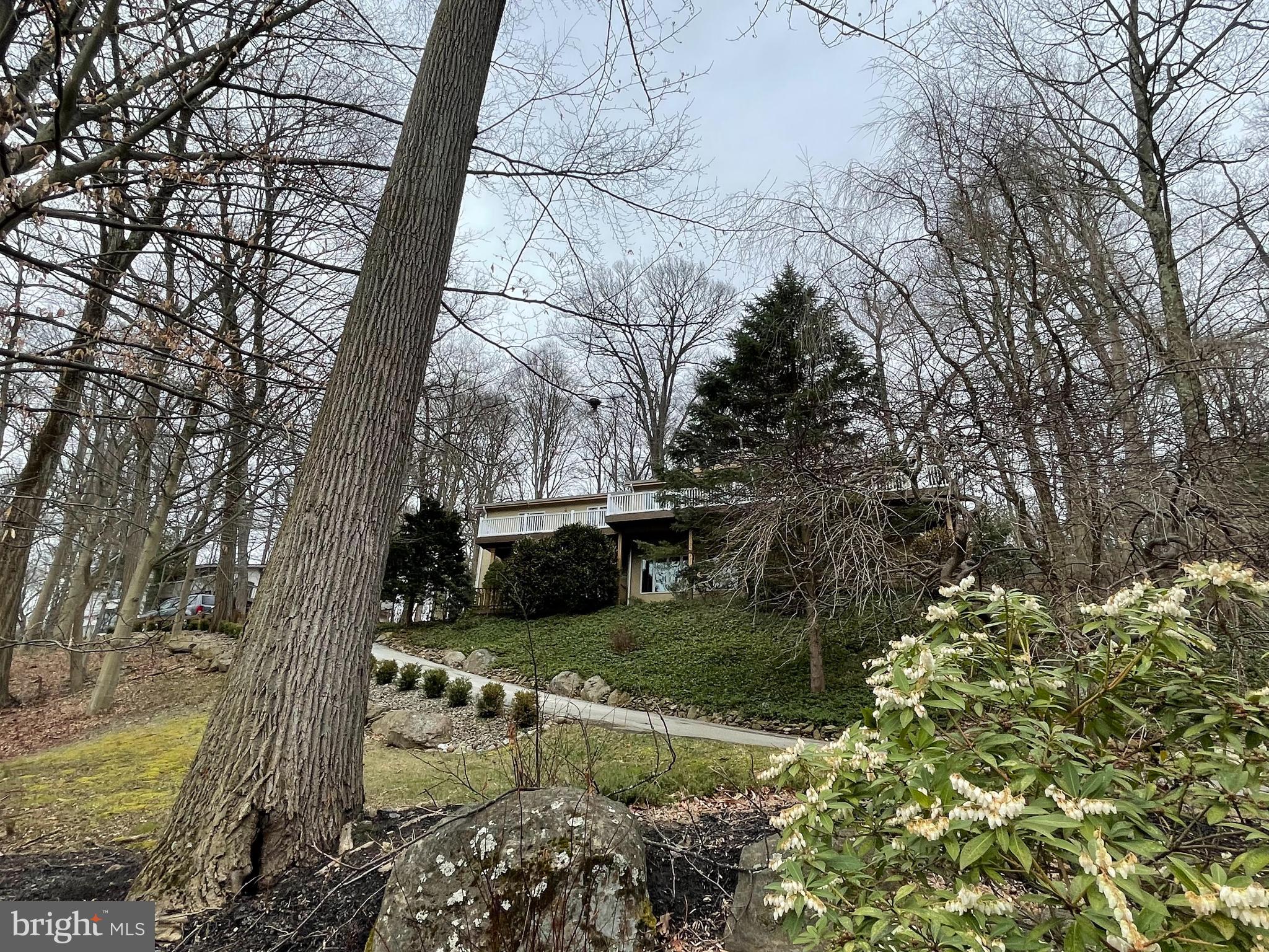 3300 Sawmill Rd