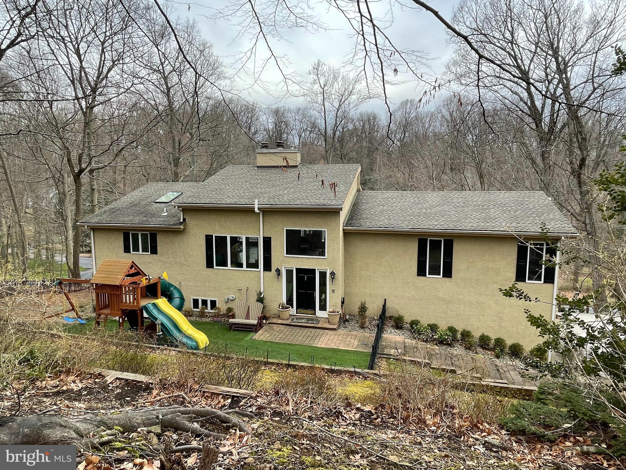3300 Sawmill Rd