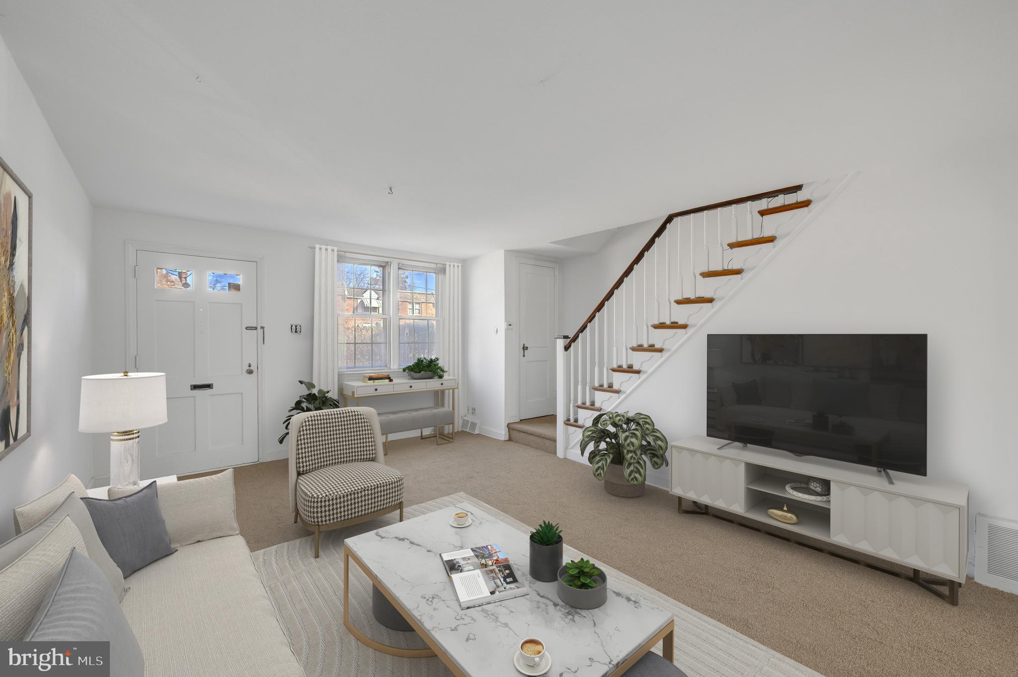1046 S Lynbrook Rd
