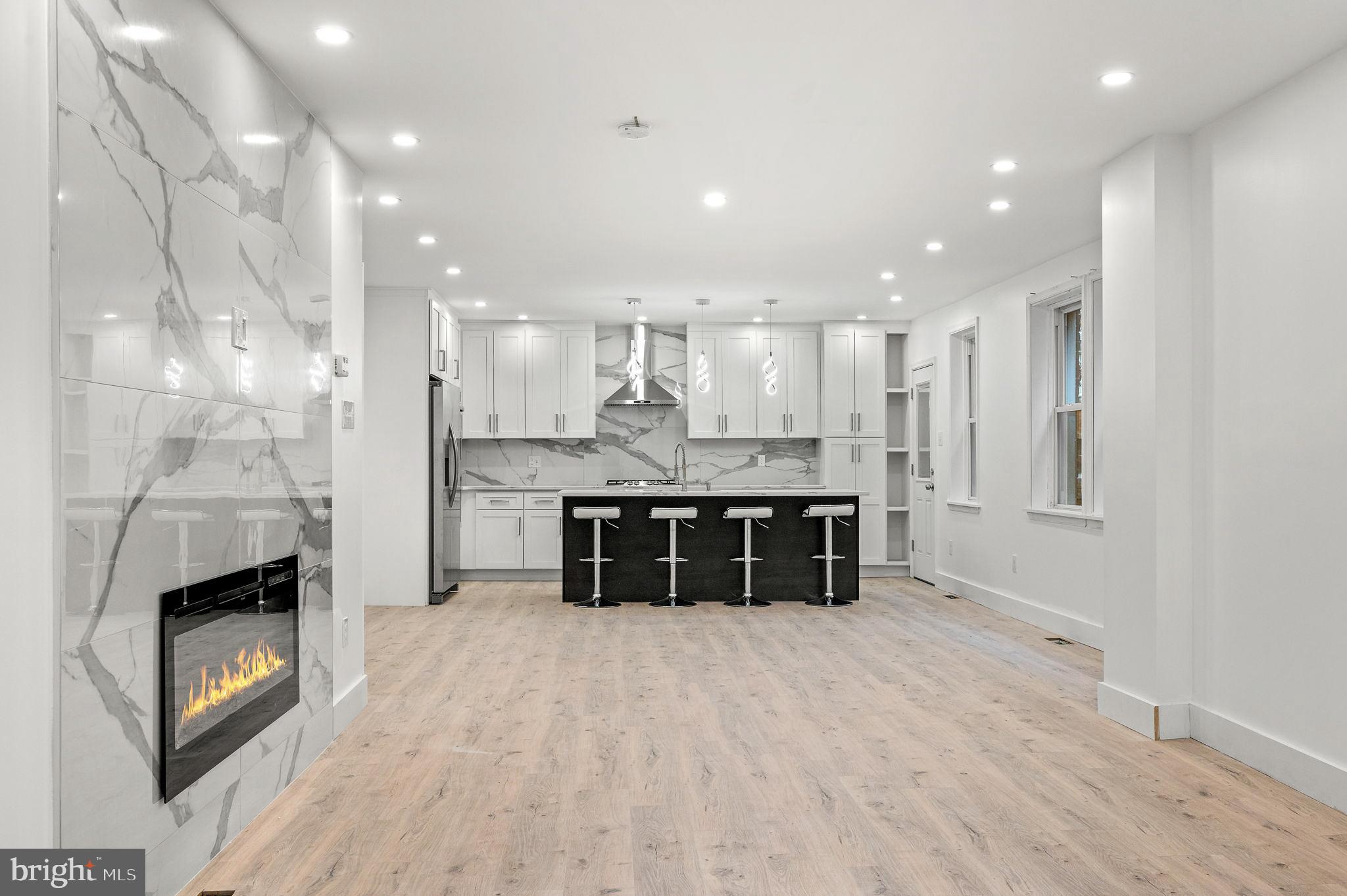 836 Whitby Ave