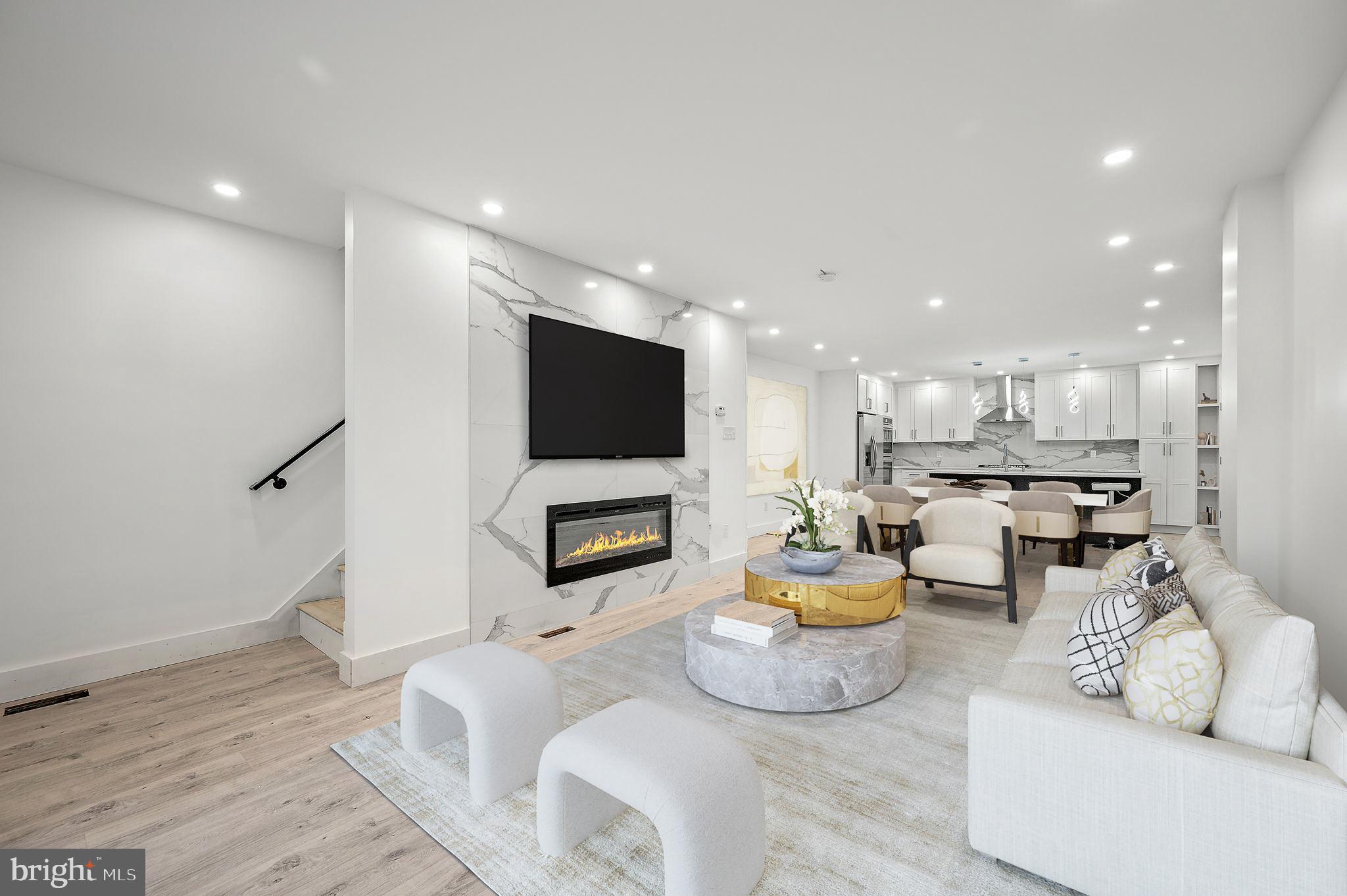 836 Whitby Ave