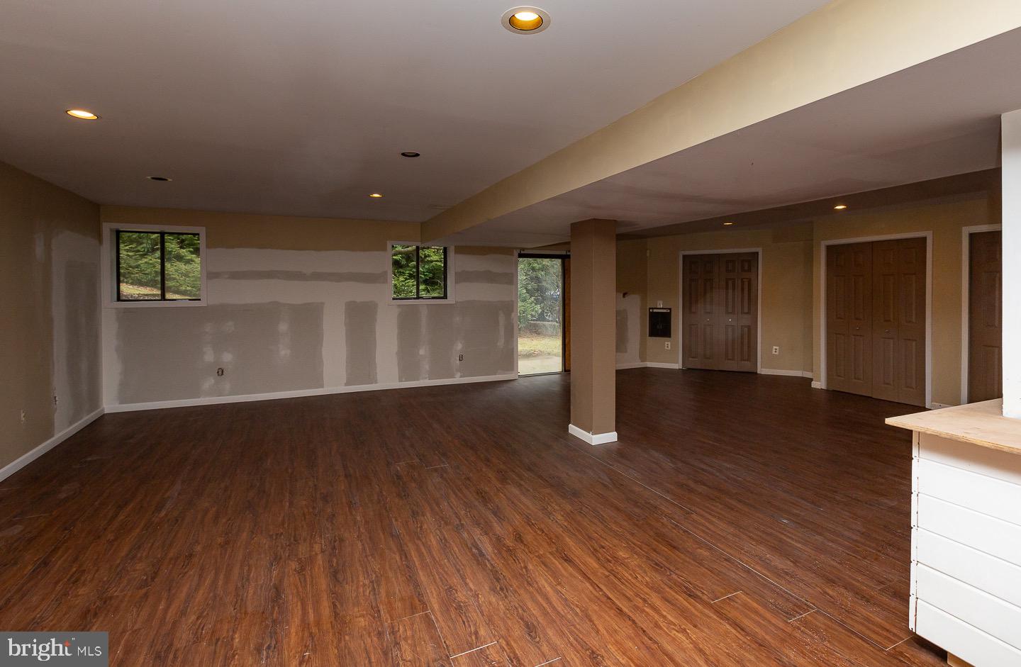 211 Cornell Dr