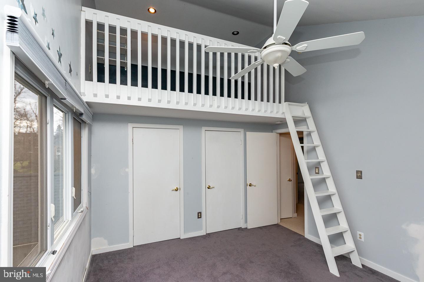 211 Cornell Dr
