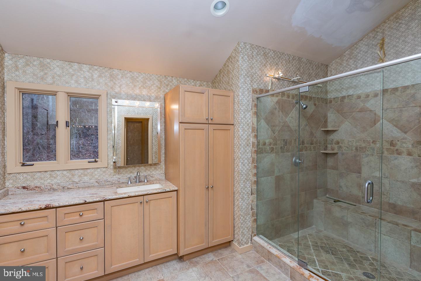211 Cornell Dr