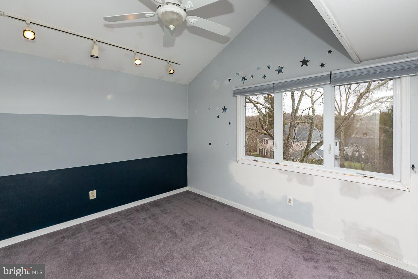 211 Cornell Dr