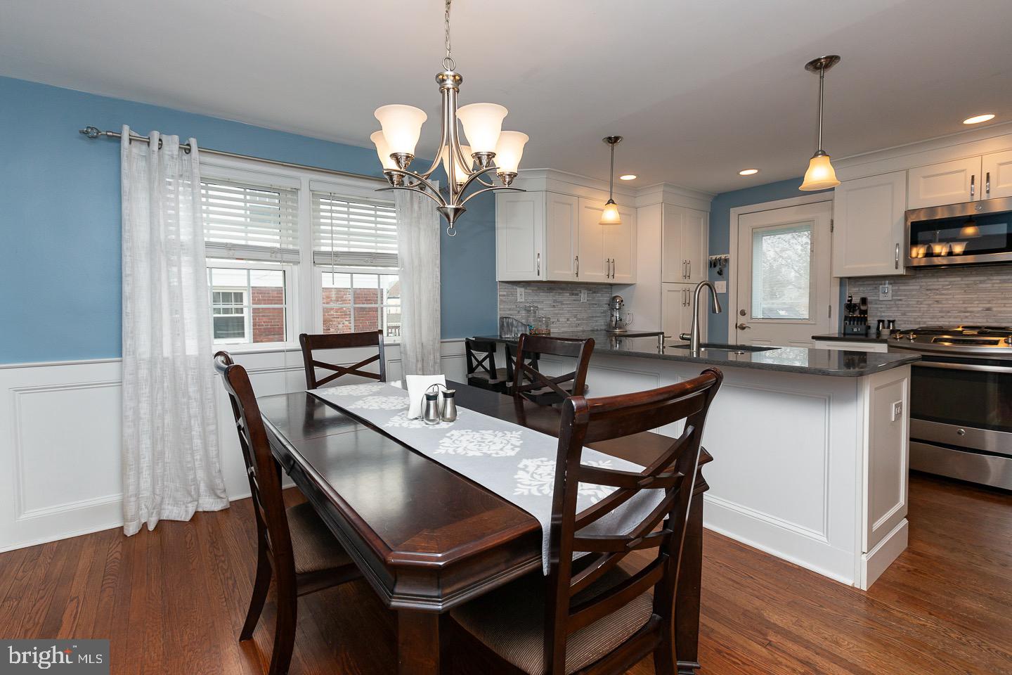 756 Oak View Rd
