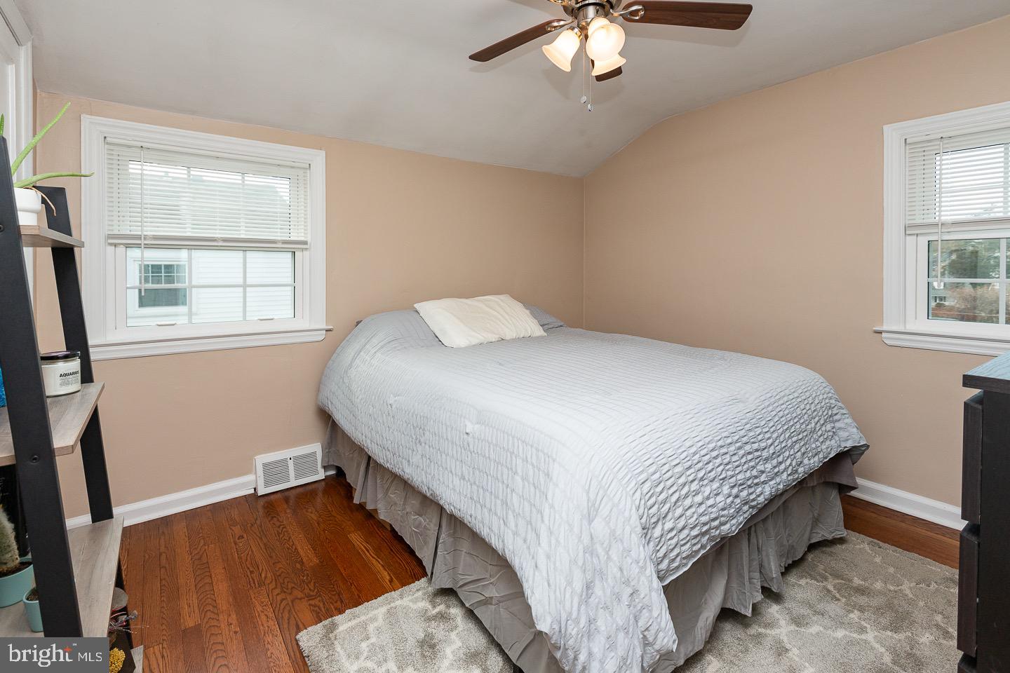 756 Oak View Rd