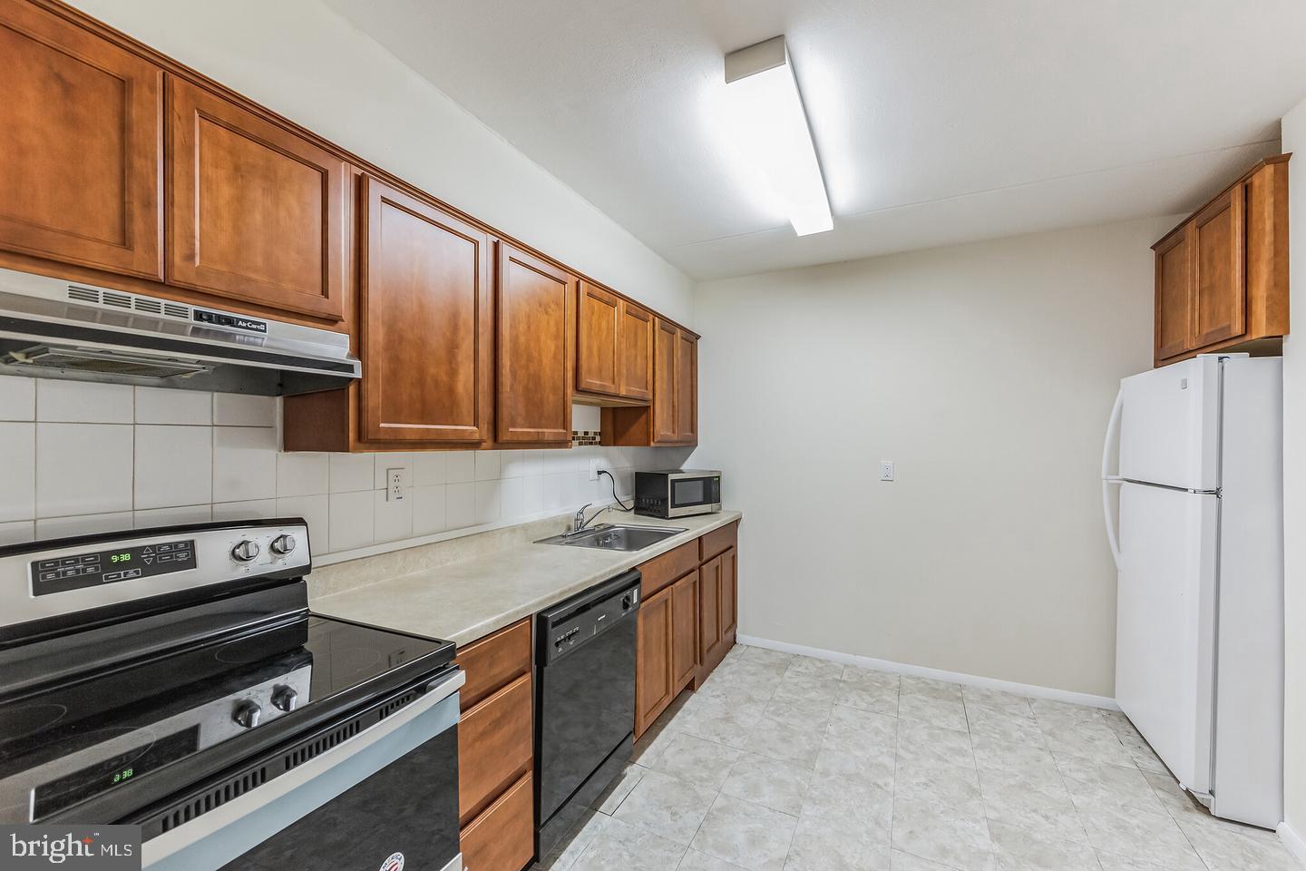 400 Glendale Rd #H23