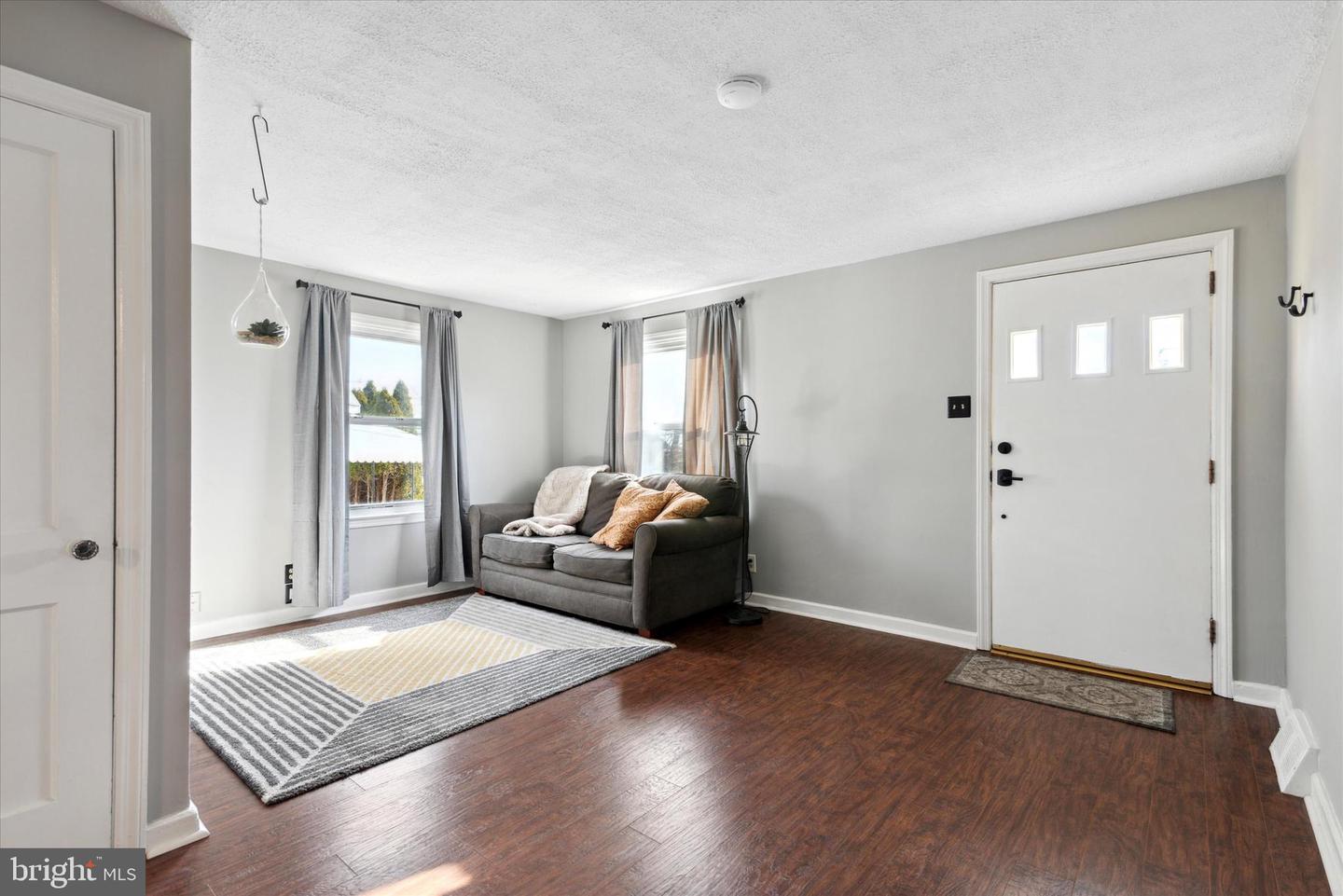 3409 Berkley Ave