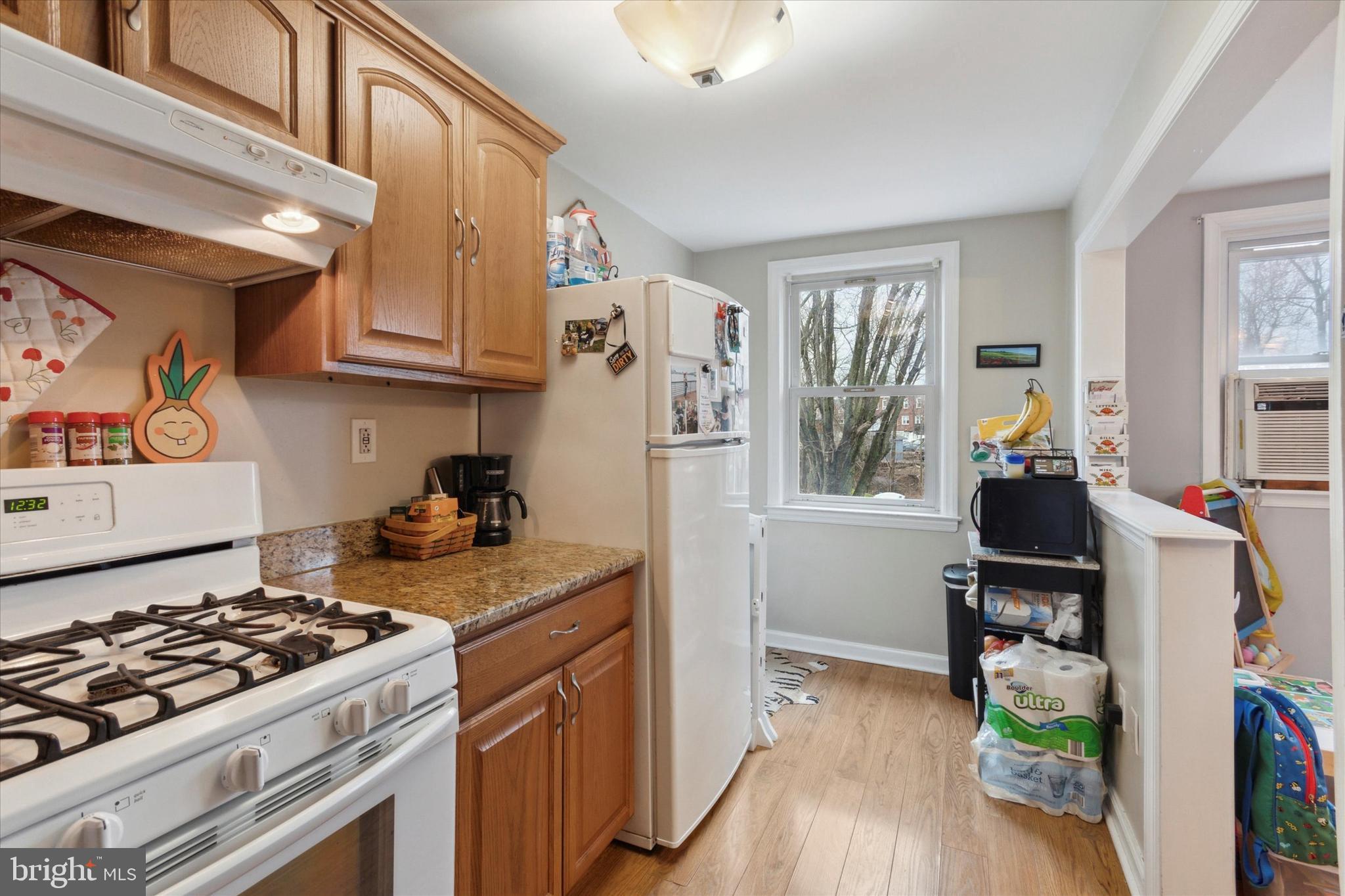 808 W Ashland Ave