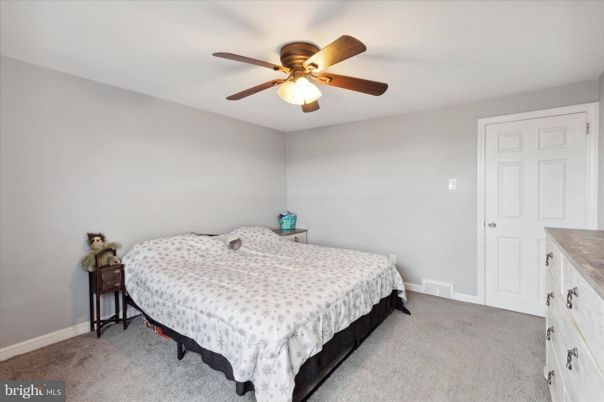 808 W Ashland Ave