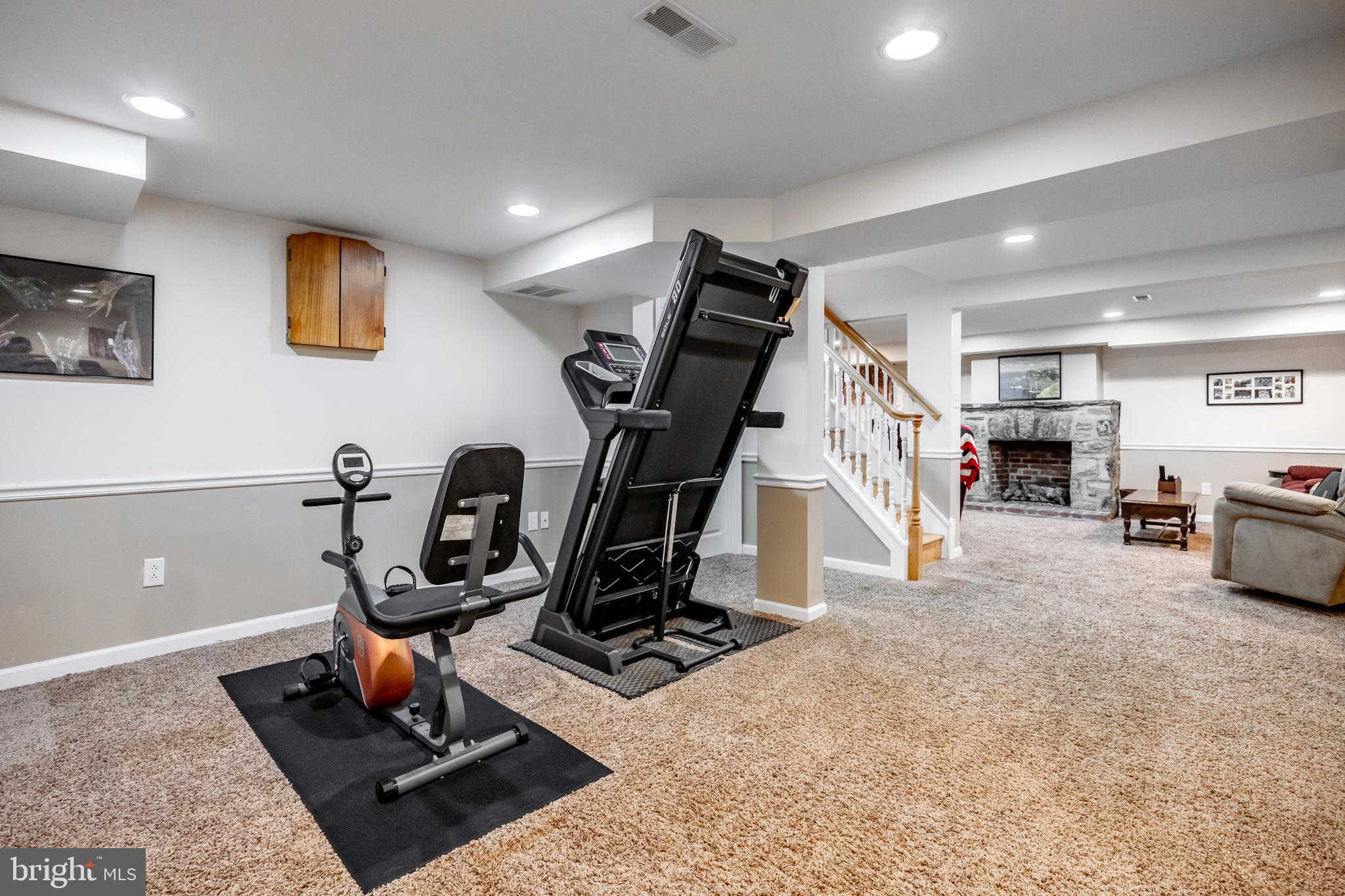 1003 Edmonds Ave