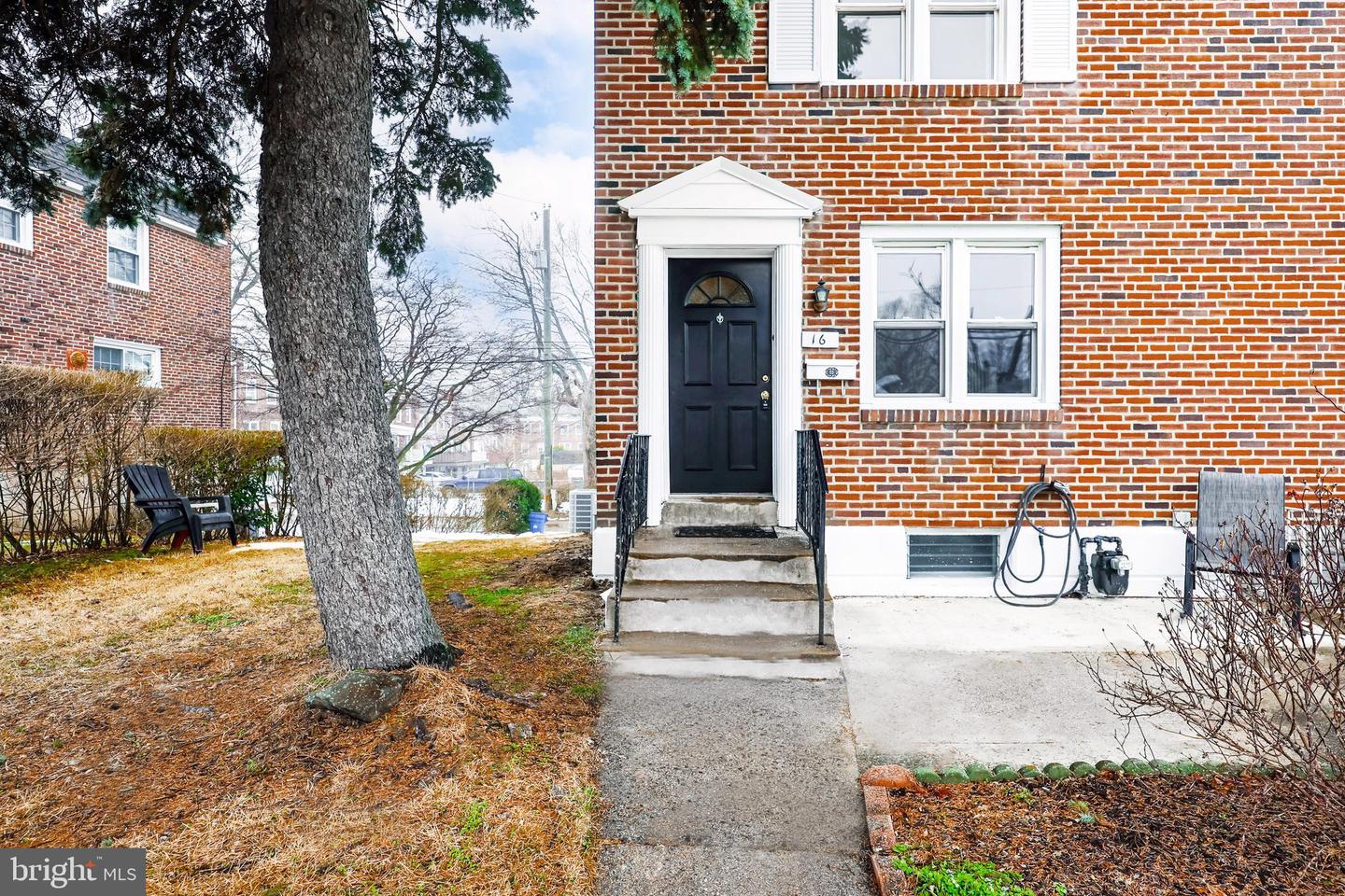 16 S Academy Ave