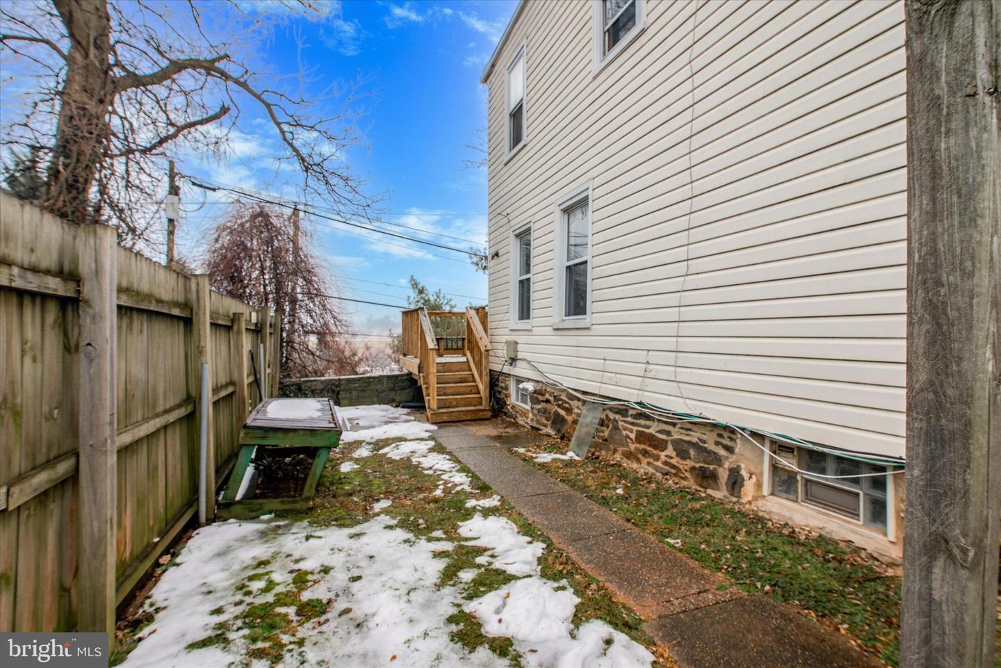 20 Darby Rd